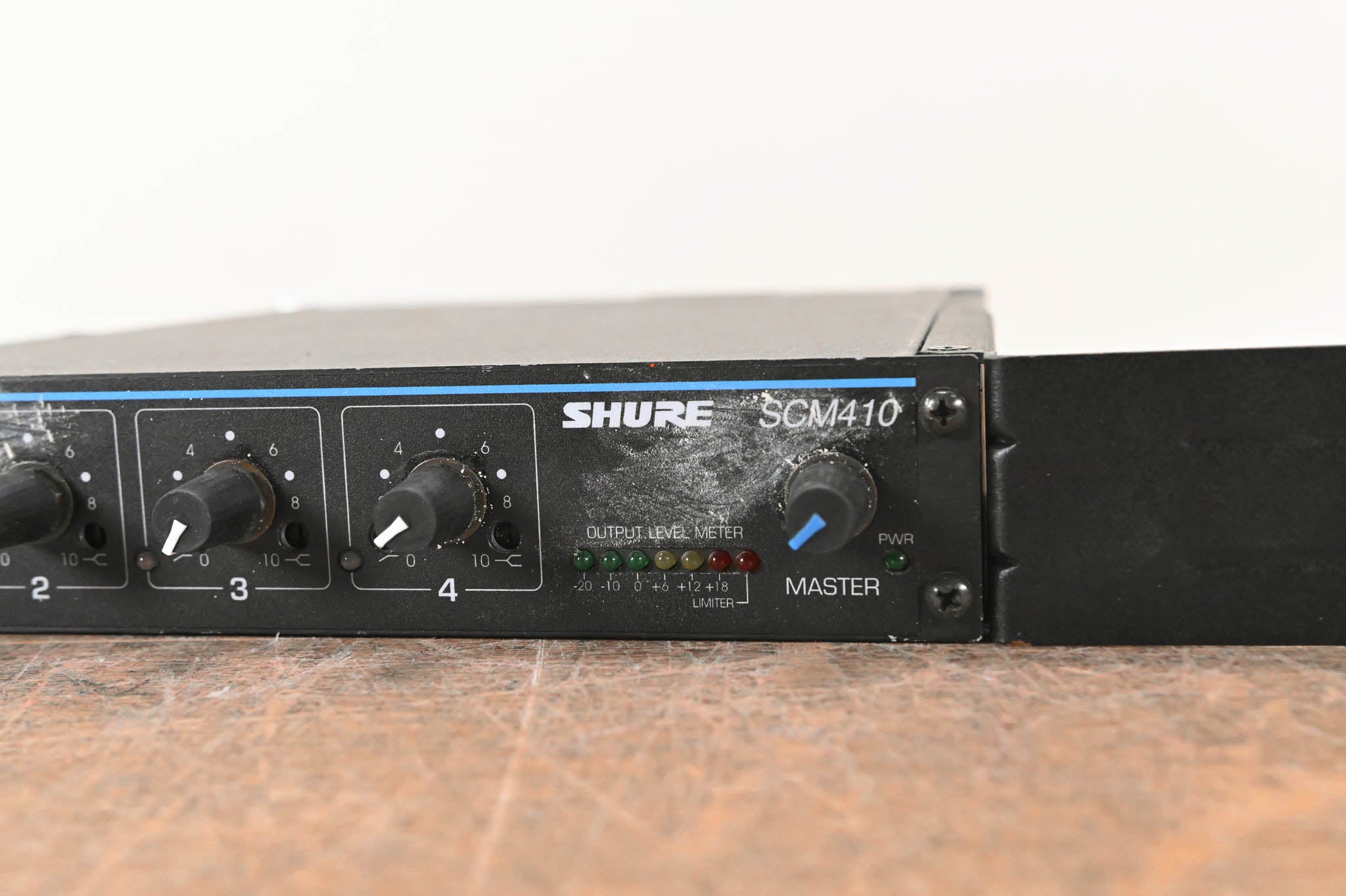 Shure SCM410 4-Channel Automatic Mixer