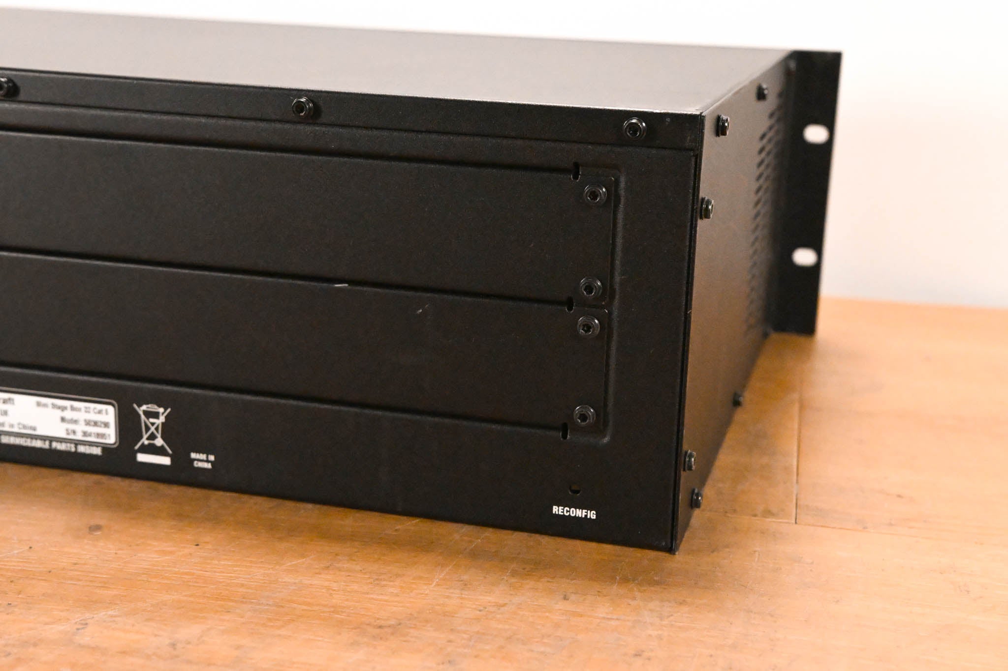Soundcraft Mini Stagebox 32 Cat 5 32-Ch. Digital Stagebox with MADI Card