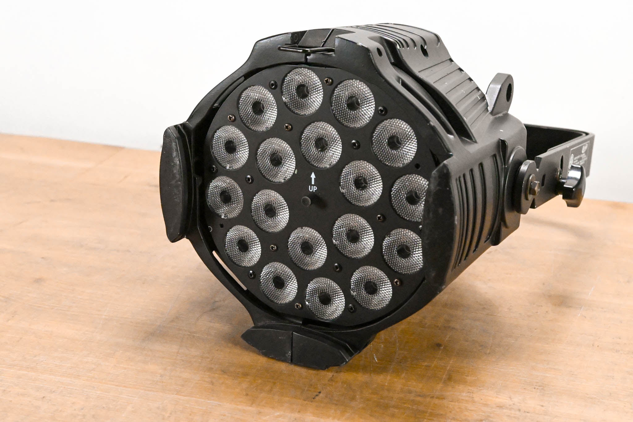 Elation OPTI TRI PAR 18 x 3W Tri Color LED Par