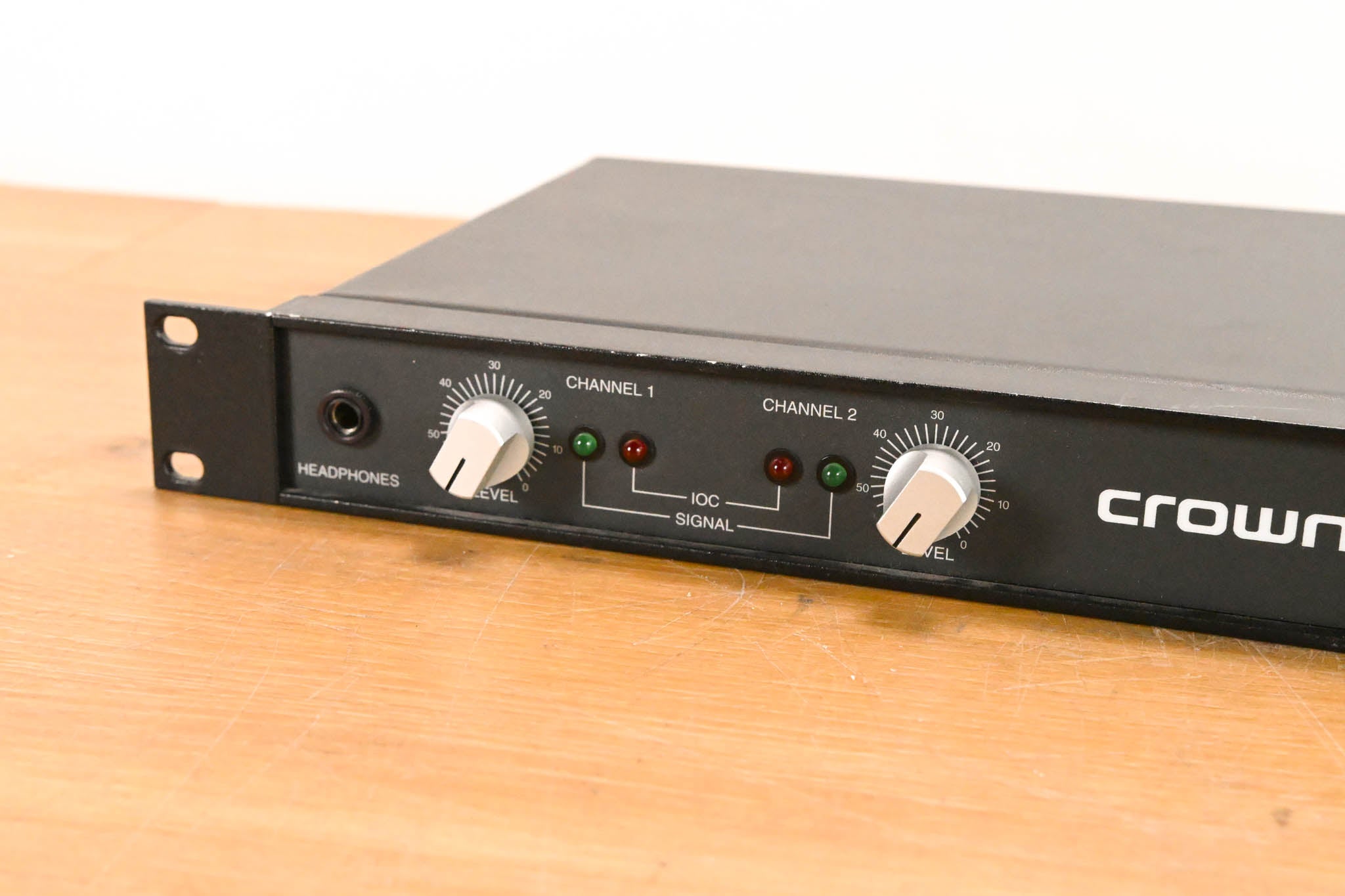 Crown D-75A 2-Channel Power Amplifier
