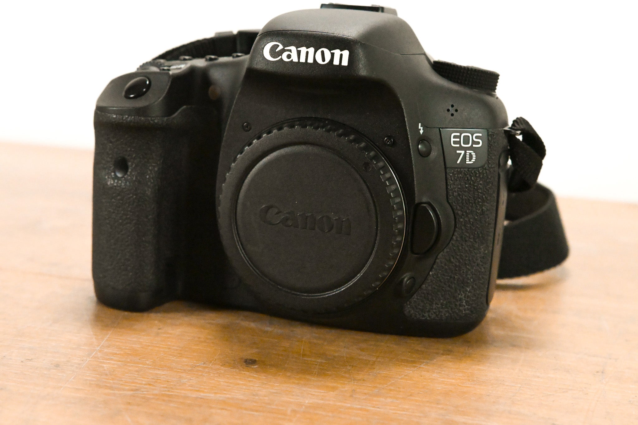 Canon EOS 7D DSLR Camera Body