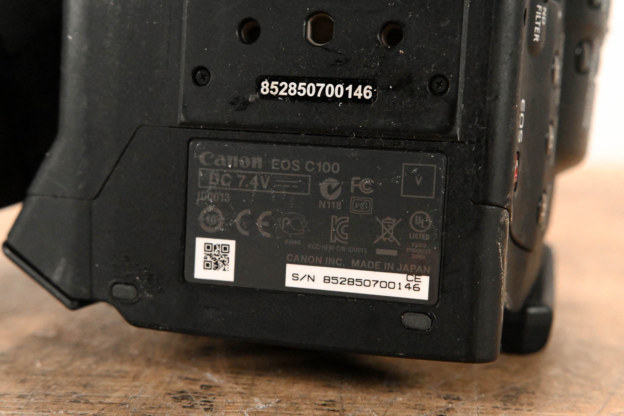 Canon EOS C100 Digital Cinema Camera