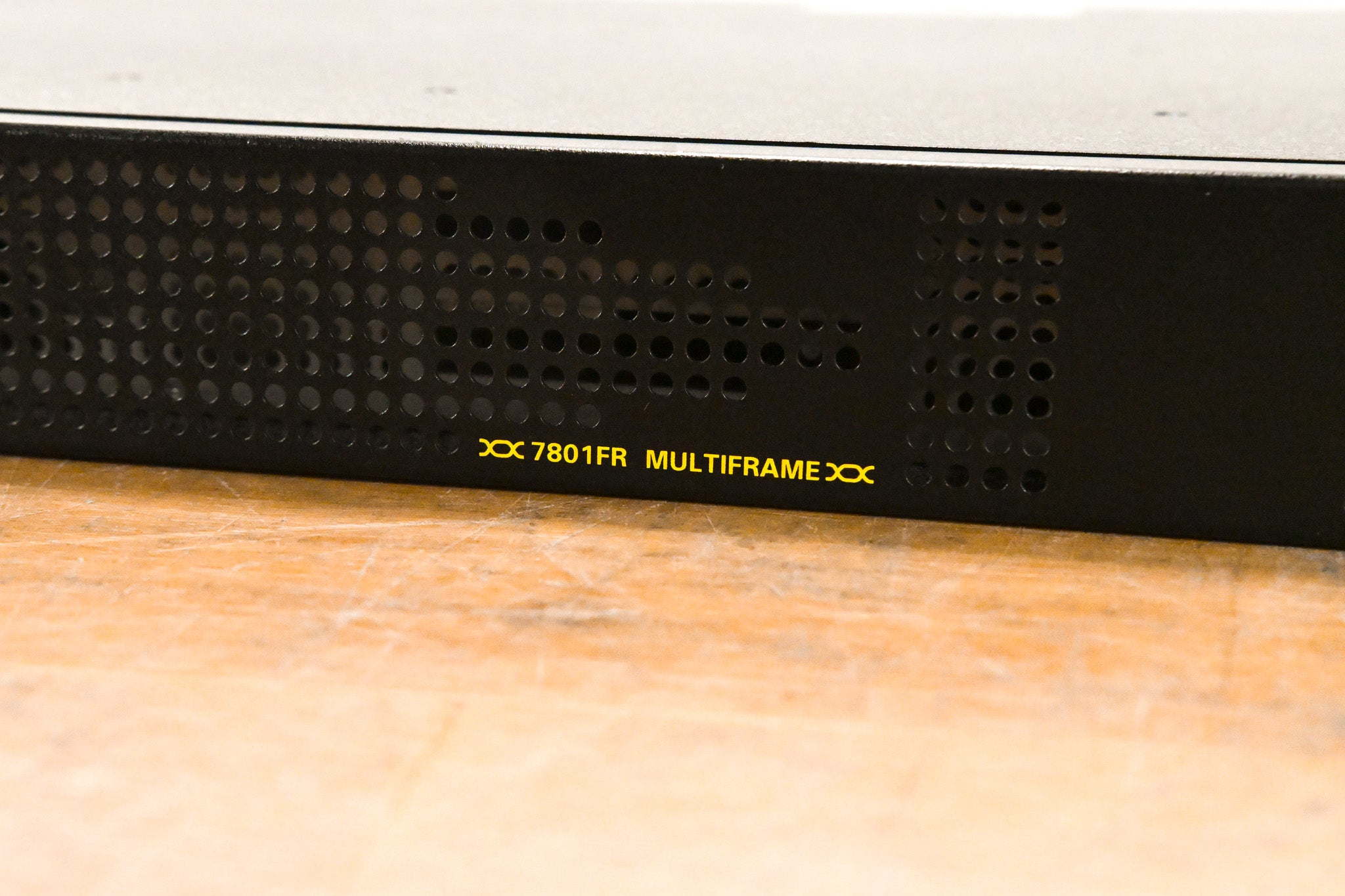 Evertz 7801FR 1RU Rack-Mountable Multiframe with Cards