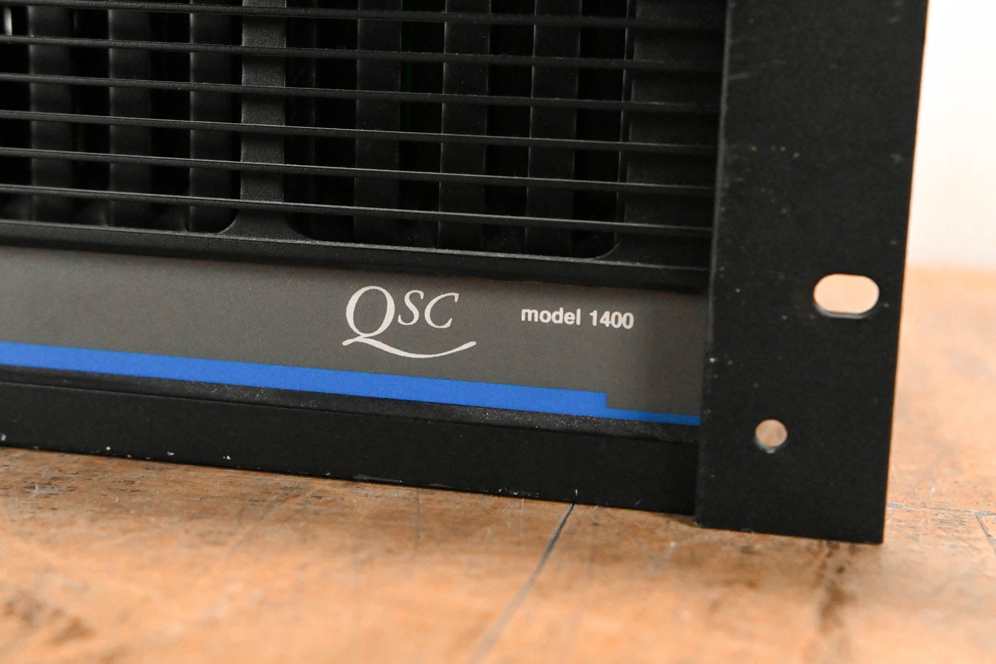 QSC Model 1400 2-Channel Power Amplifier