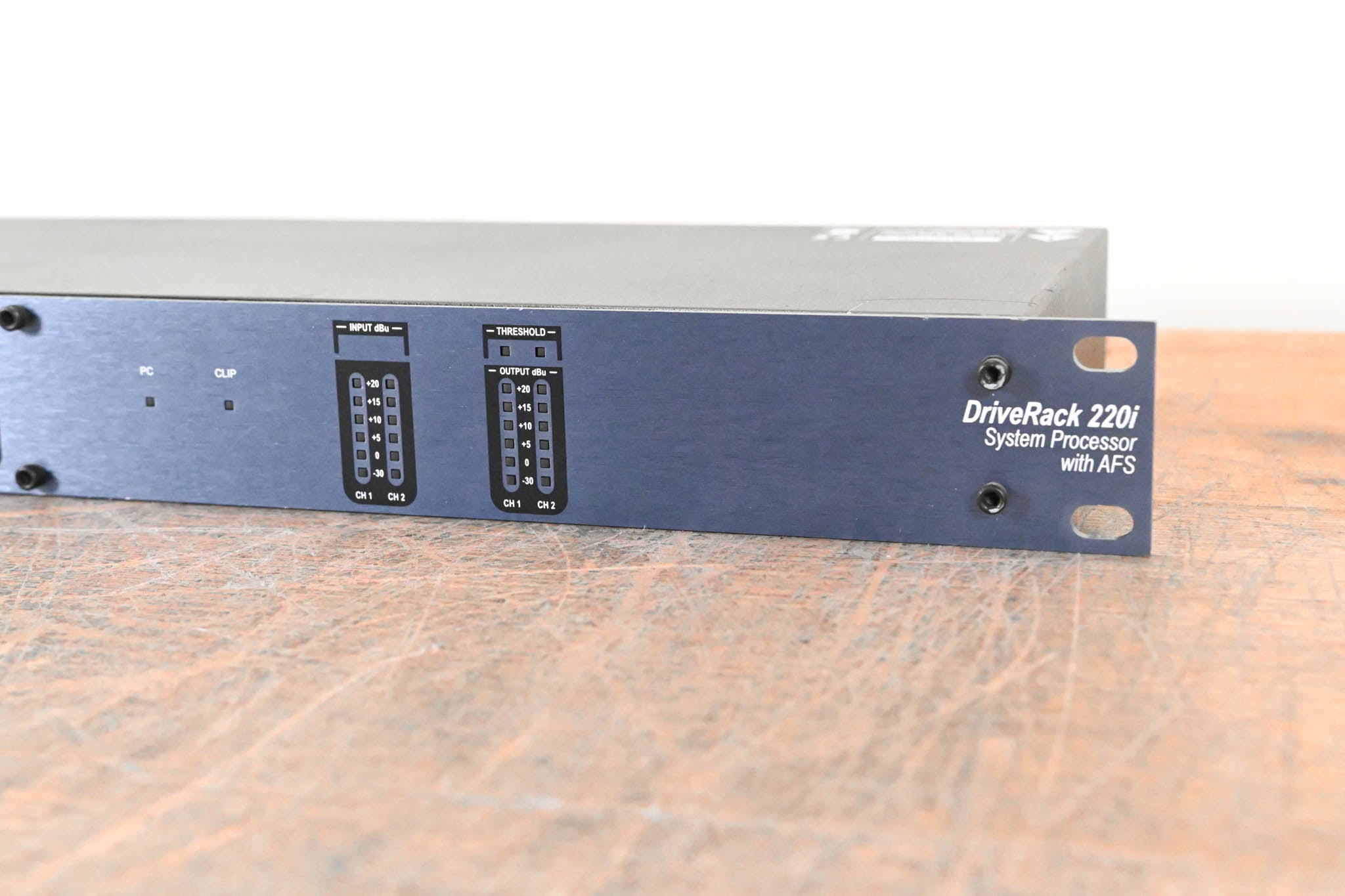 dbx DriveRack 220i System Processor w/ AFS Advanced Feedback Suppression