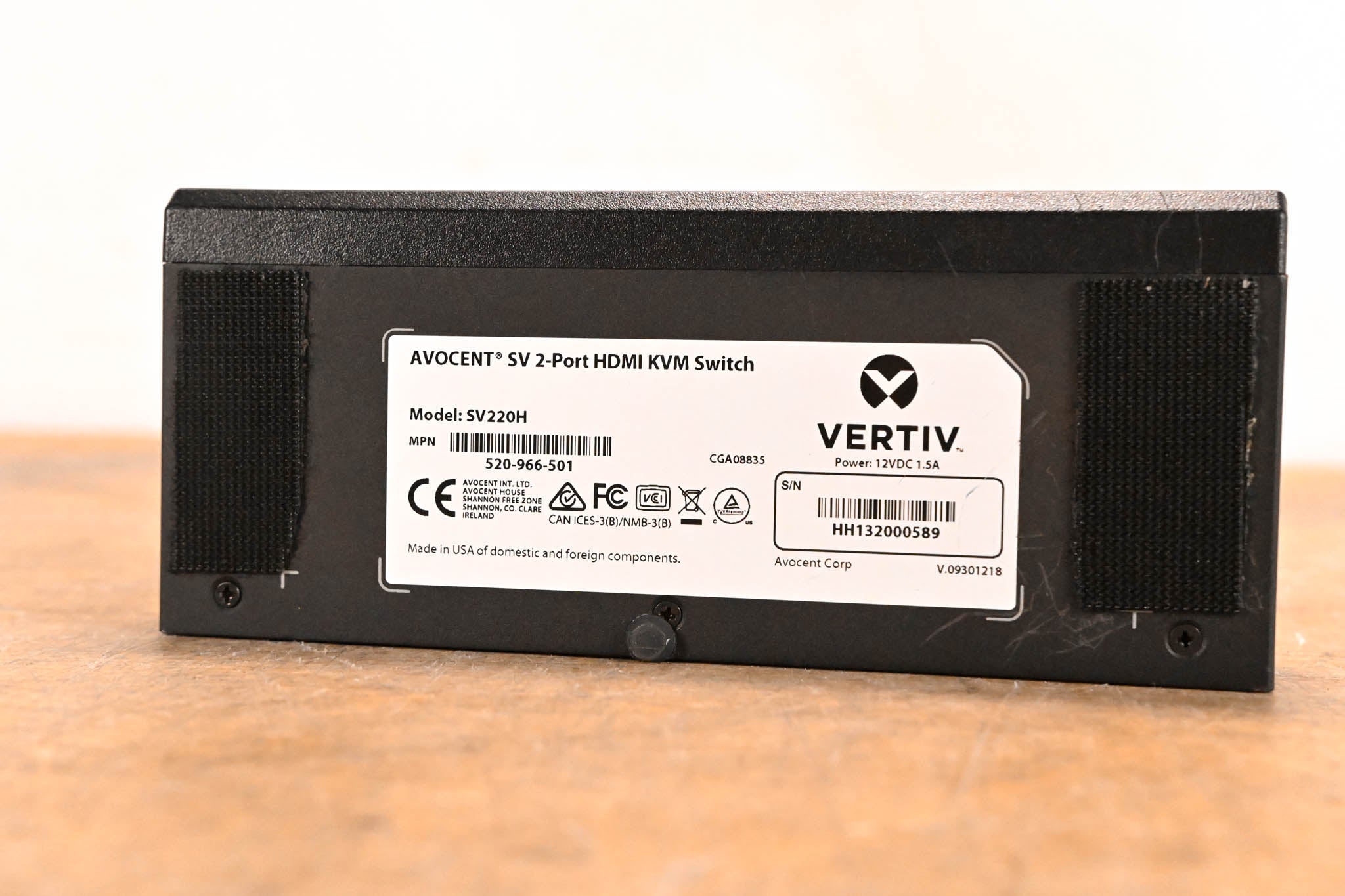Vertiv Avocent SV220H 2-Port HDMI 4K Desktop KVM Switch (NO PSU)