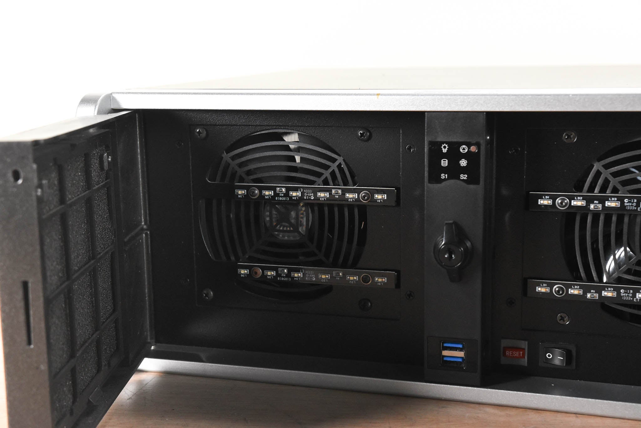 High End Systems Axon HD Pro Media Server