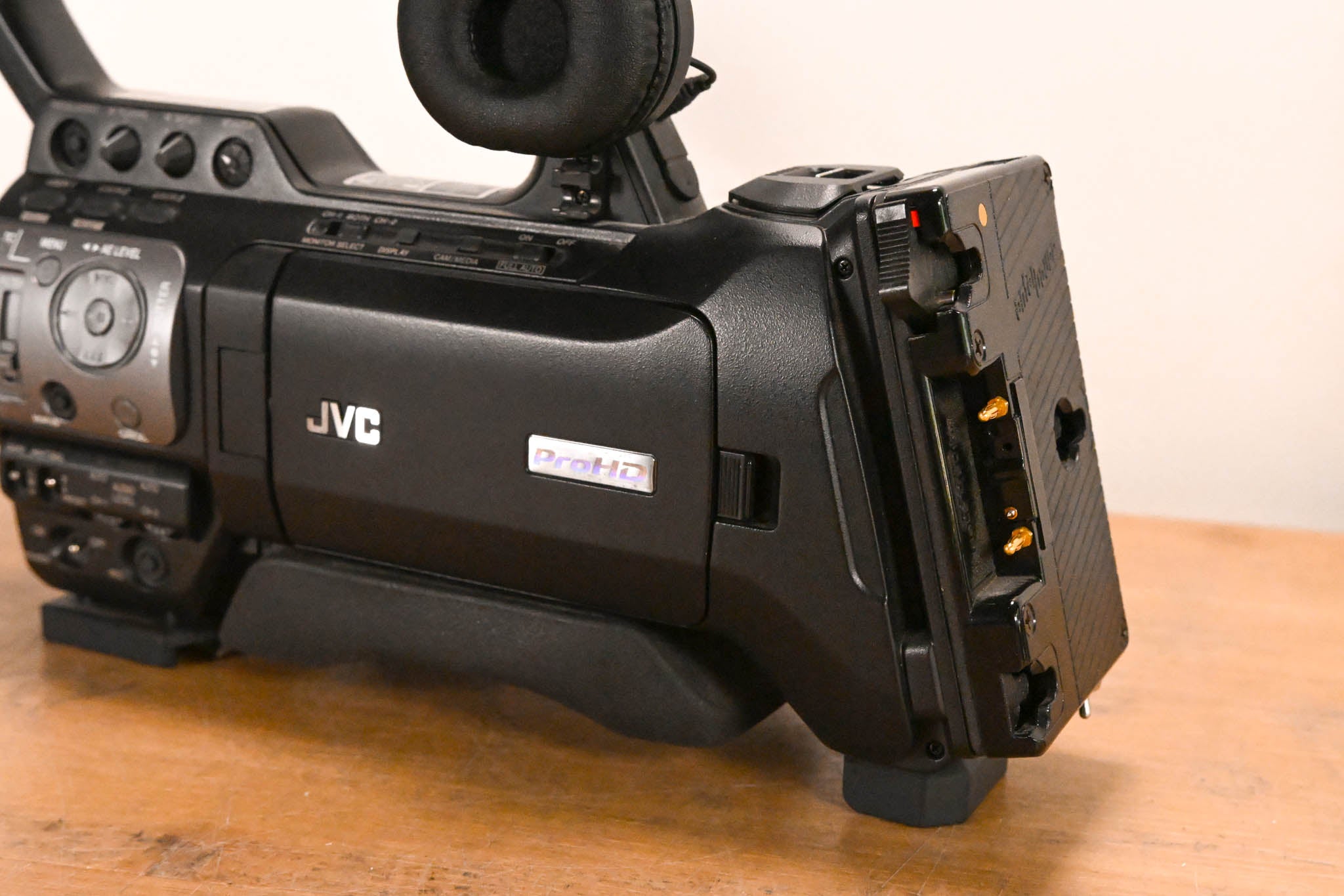 JVC GY-HM710U ProHD Compact Shoulder Solid State Camcorder