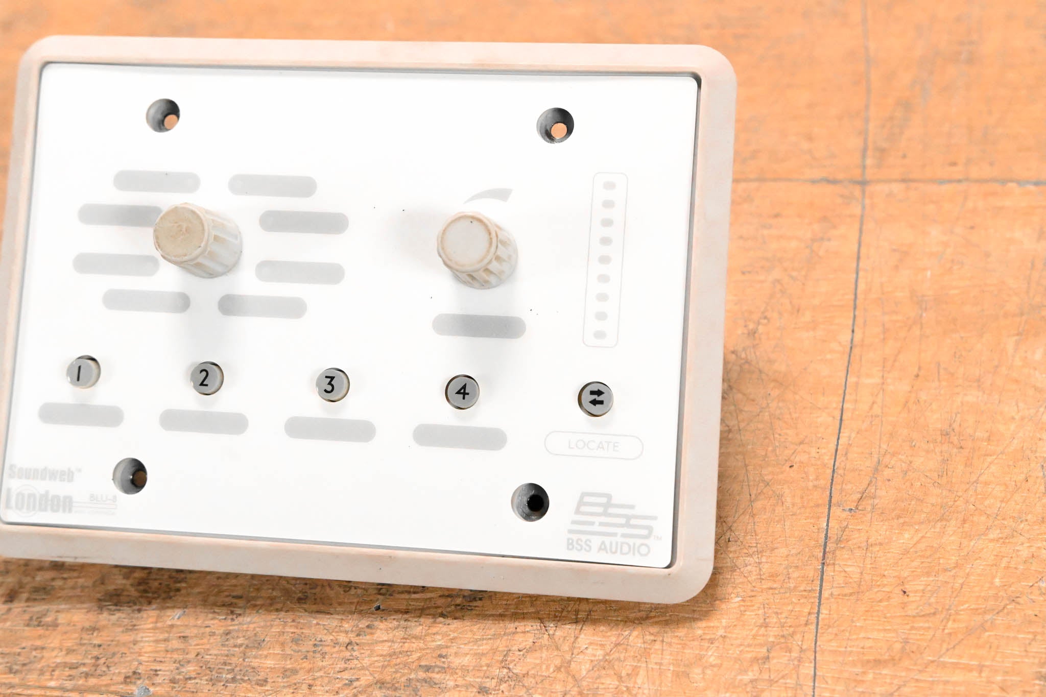 BSS BLU-8 Programmable Zone Controller (NO POWER SUPPLY)