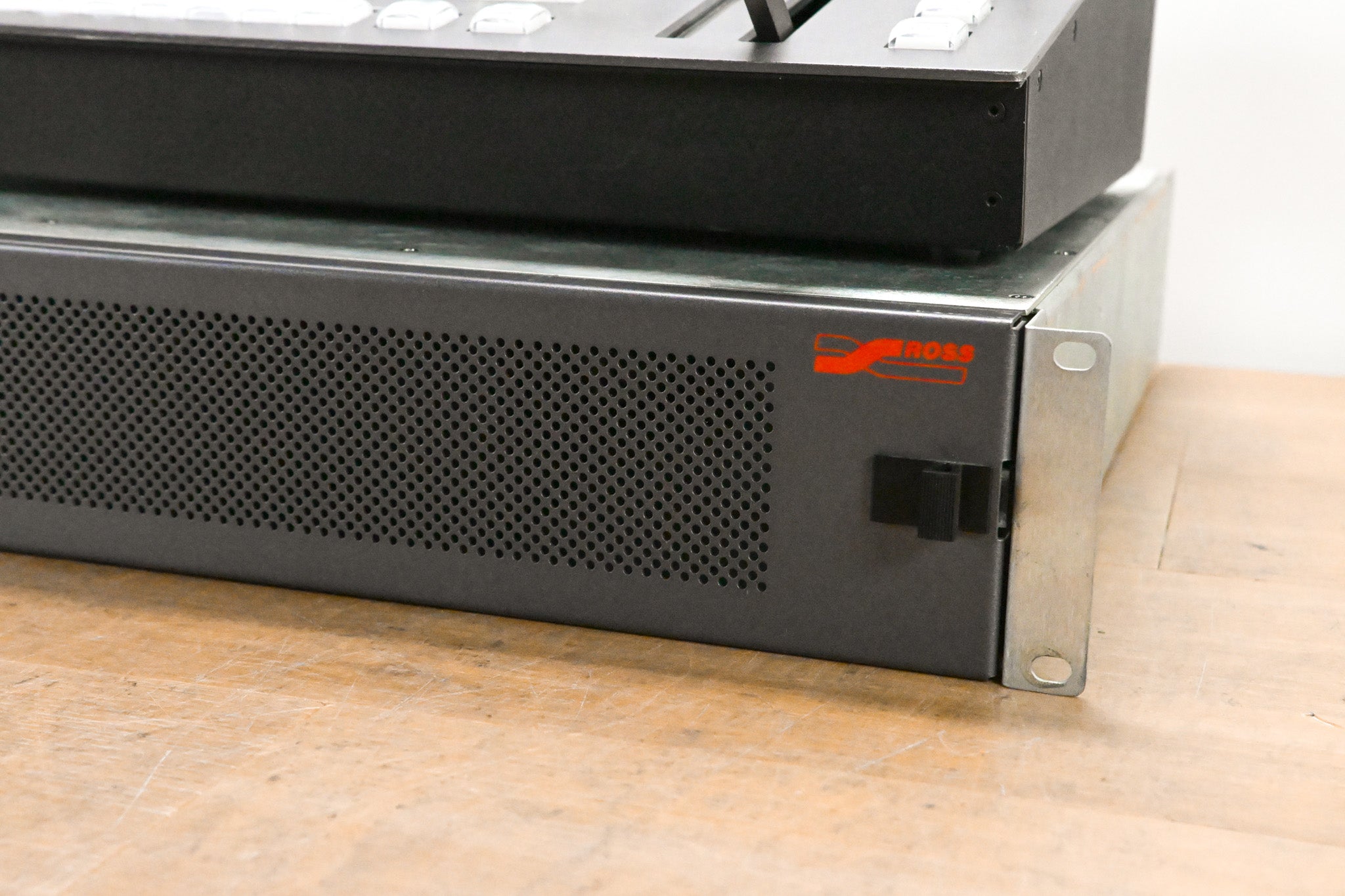 Ross CrossOver 12 12-Input HD Production Switcher (NO POWER SUPPLY)