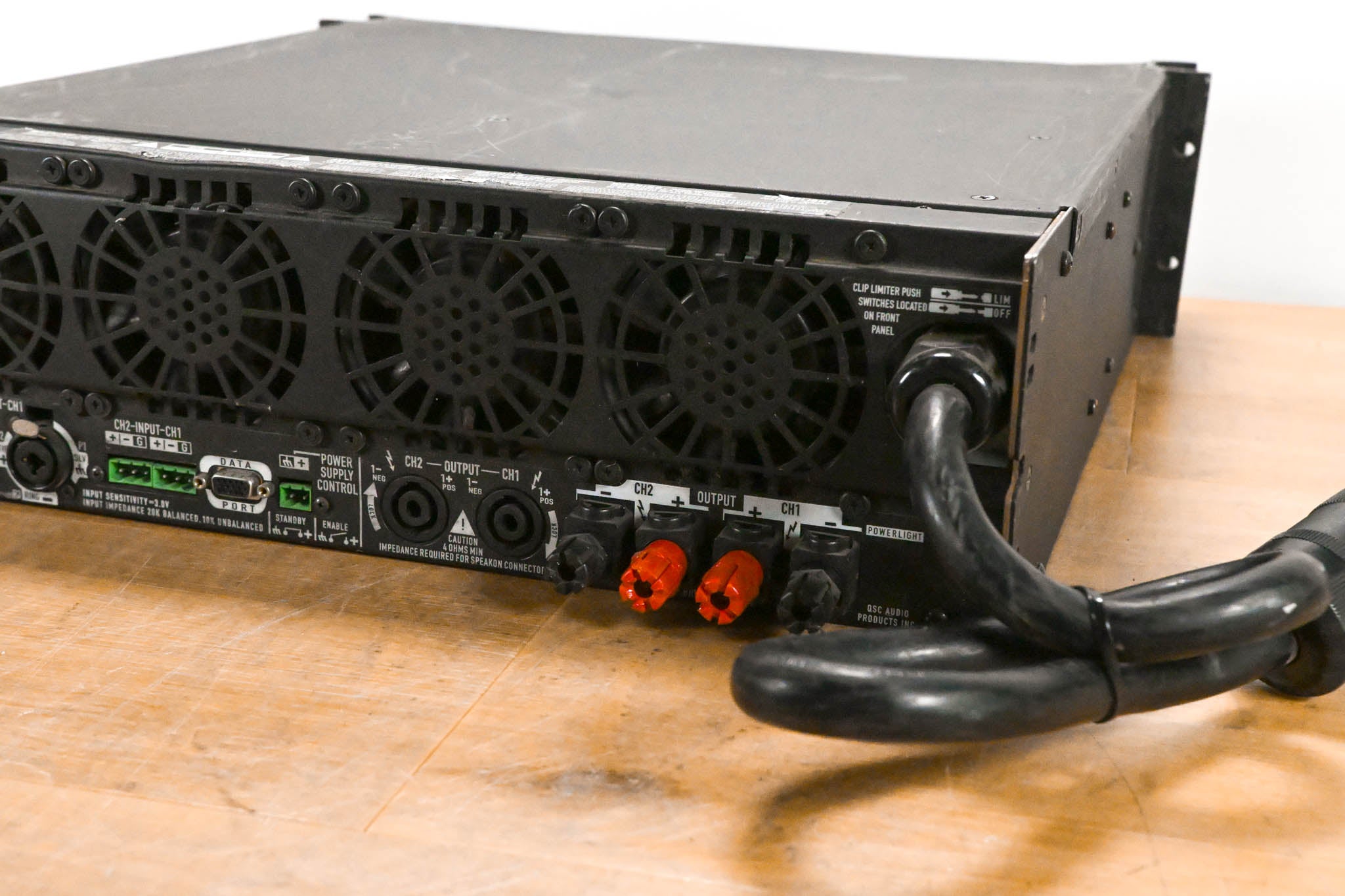 QSC PowerLight 9.0 PFC Power Factor Corrected 2-Channel Power Amplifier