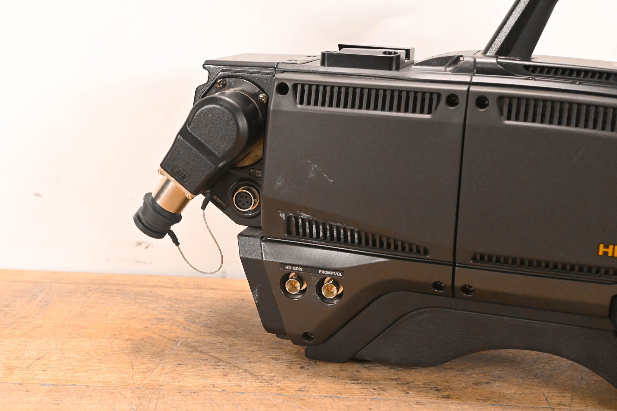 Hitachi Z-HD5000 HDTV Camera with CA-HF1000 Camera Adaptor