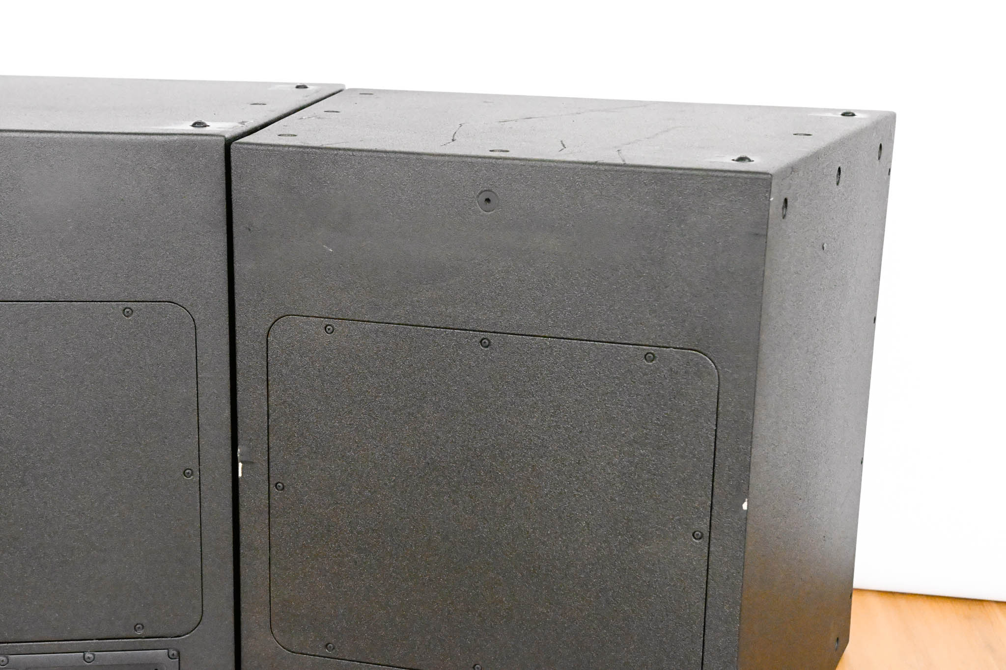 Electro-Voice (EV) EVH-1152D/64 15" 2-Way Passive Loudspeaker (PAIR)