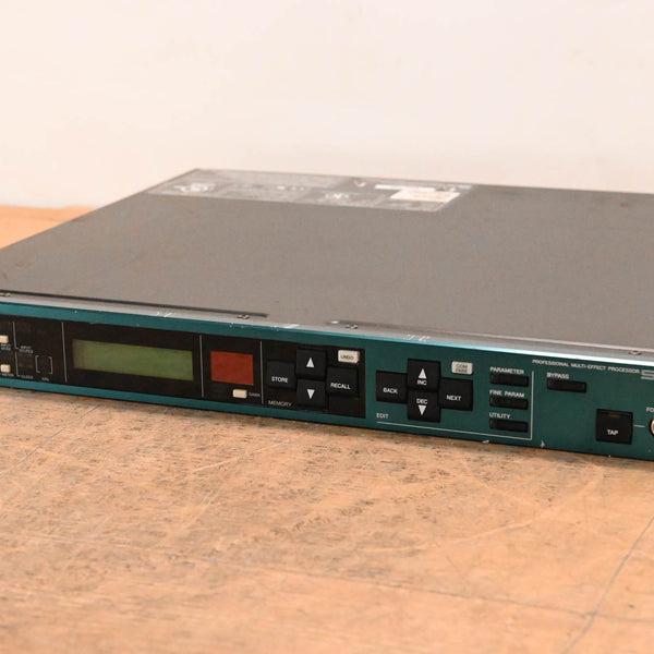 Yamaha SPX2000 Professional Multi-Effect Processor CG01NWA Yamaha SPX2000 Professional Multi-Effect Processor CG01NWA