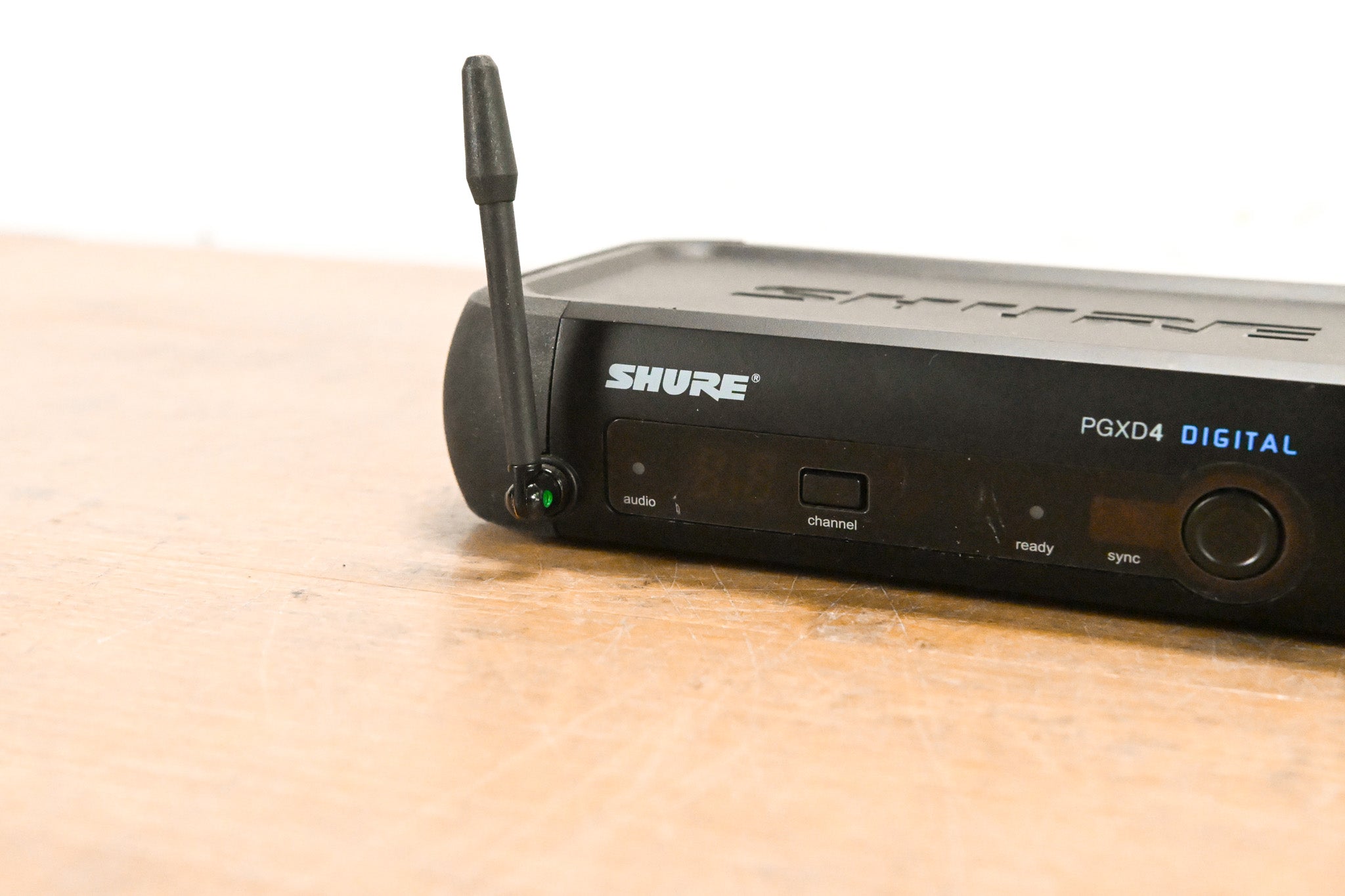 Shure PGXD24/SM58-X8 Digital Wireless Handheld System - X8 Band NO PSU