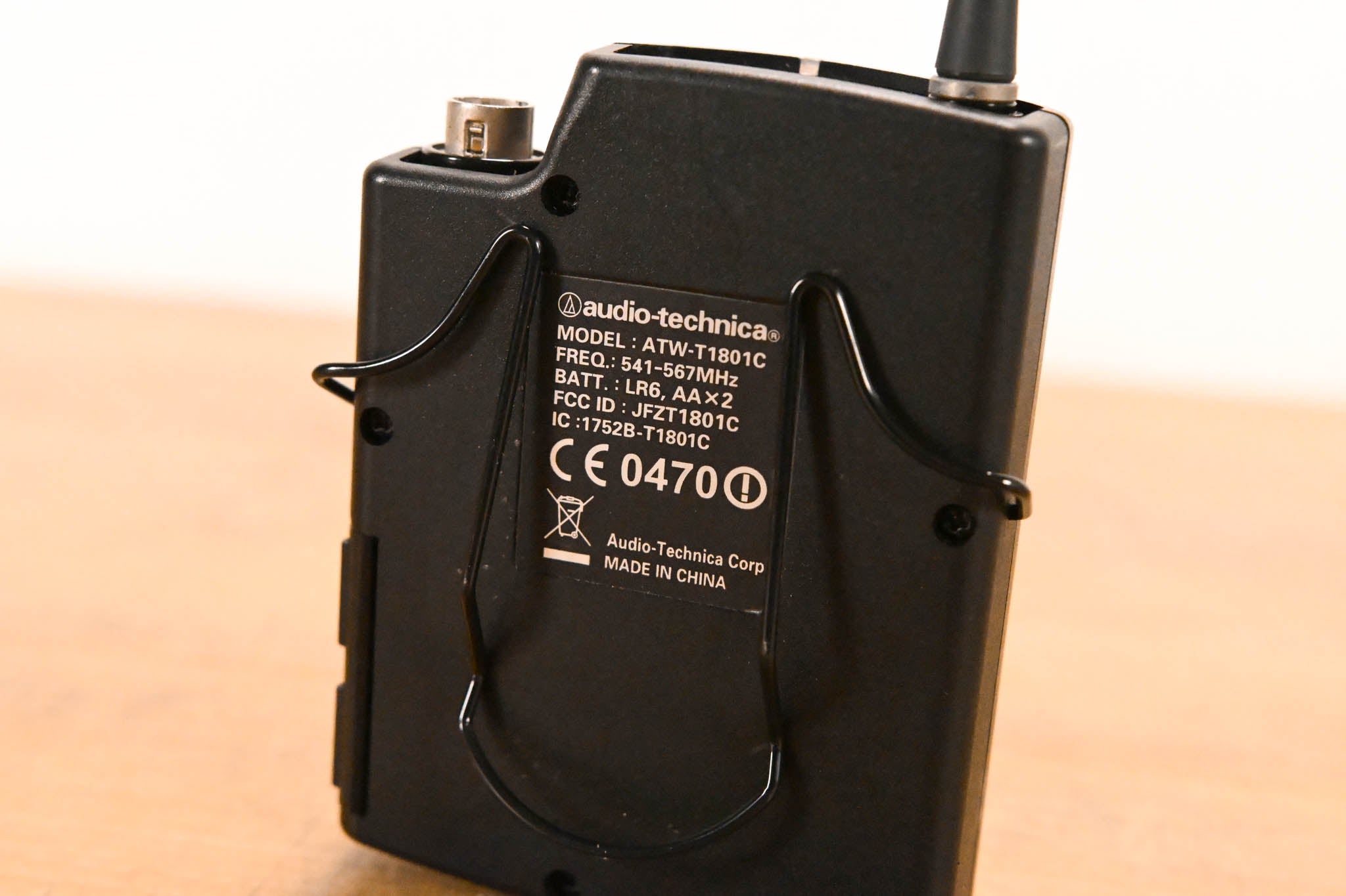 Audio-Technica ATW-R1810aC Camera Receiver w/ATW-T1801 541-567MHz NO PSU