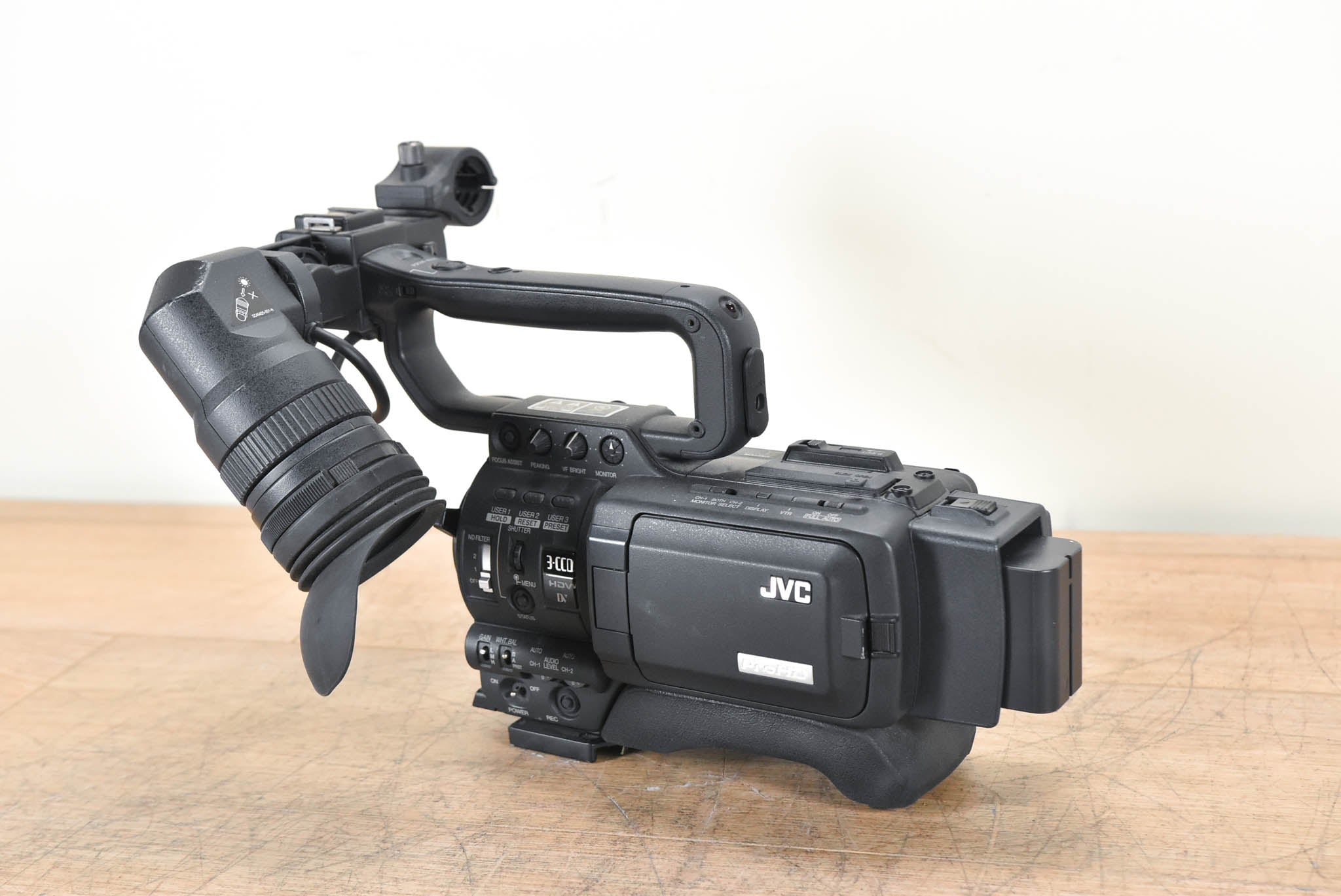 JVC GY-HD110U 1/3" 3-CCD Professional HDV Camcorder