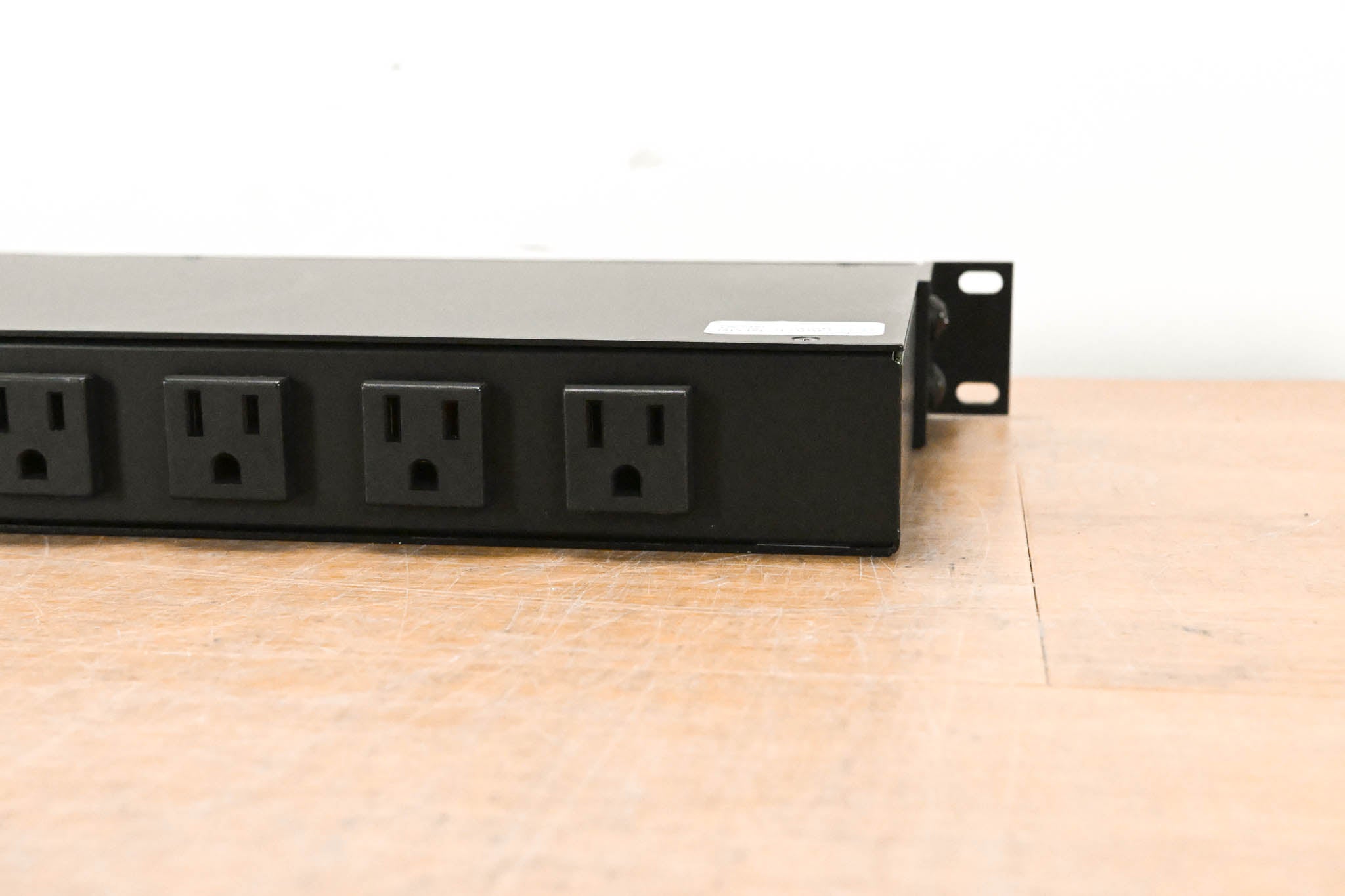 Panamax ML-4200 MAX LIGHT 4200 RacMax Rack Light with Surge Protector