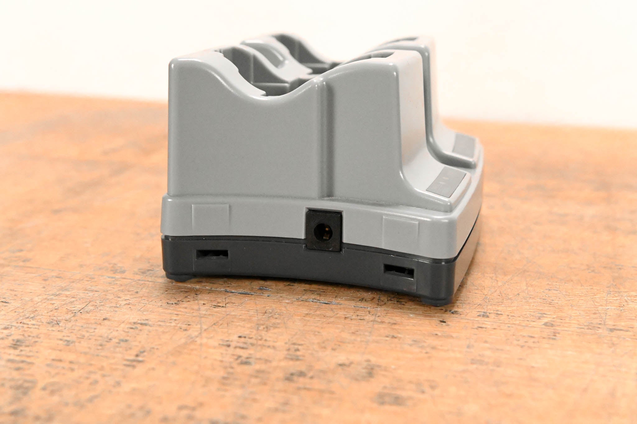 Sennheiser L 2015 Charging Station (NO POWER SUPPLY)
