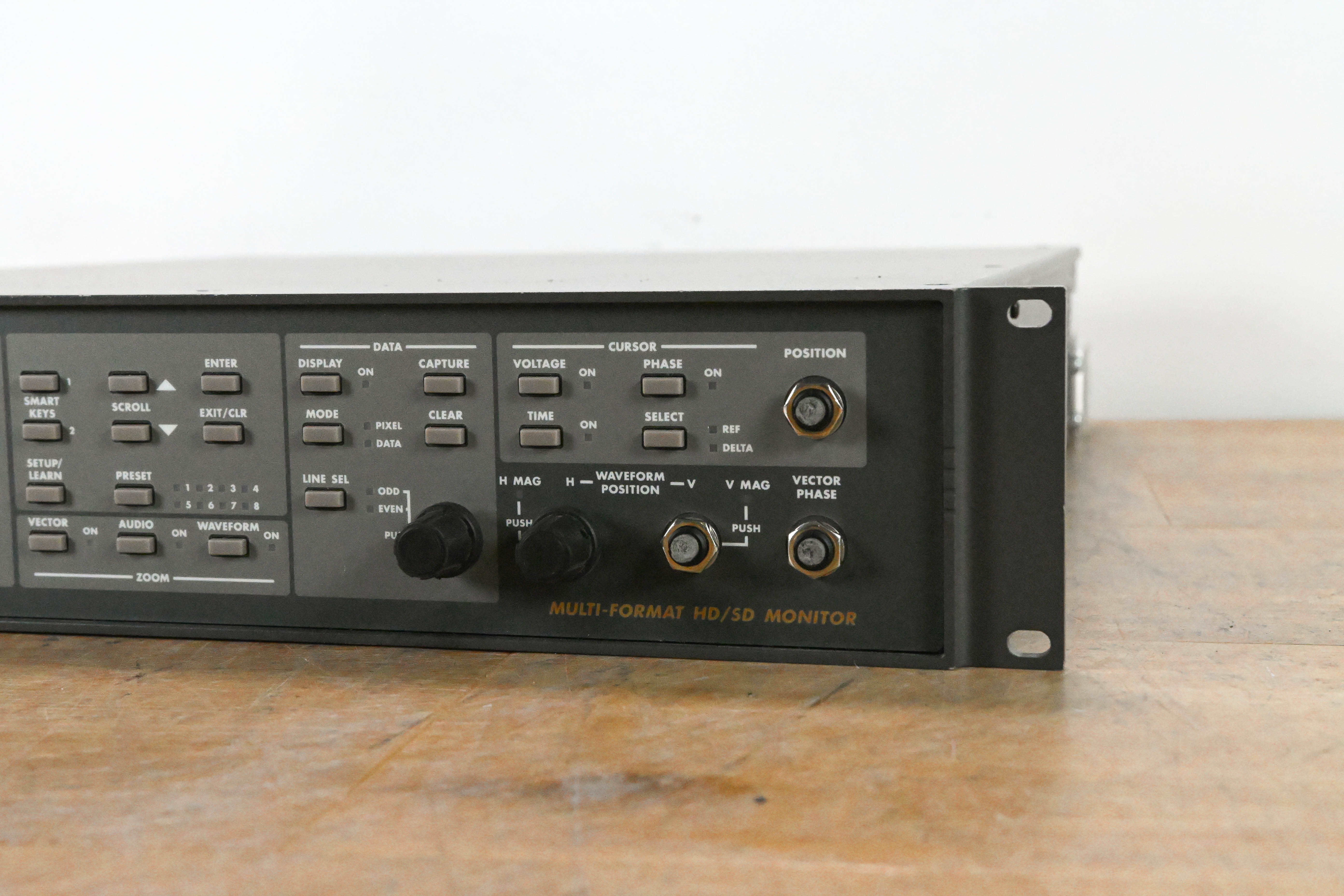 Videotek VTM-450E HD/SD Multi-Format Monitor