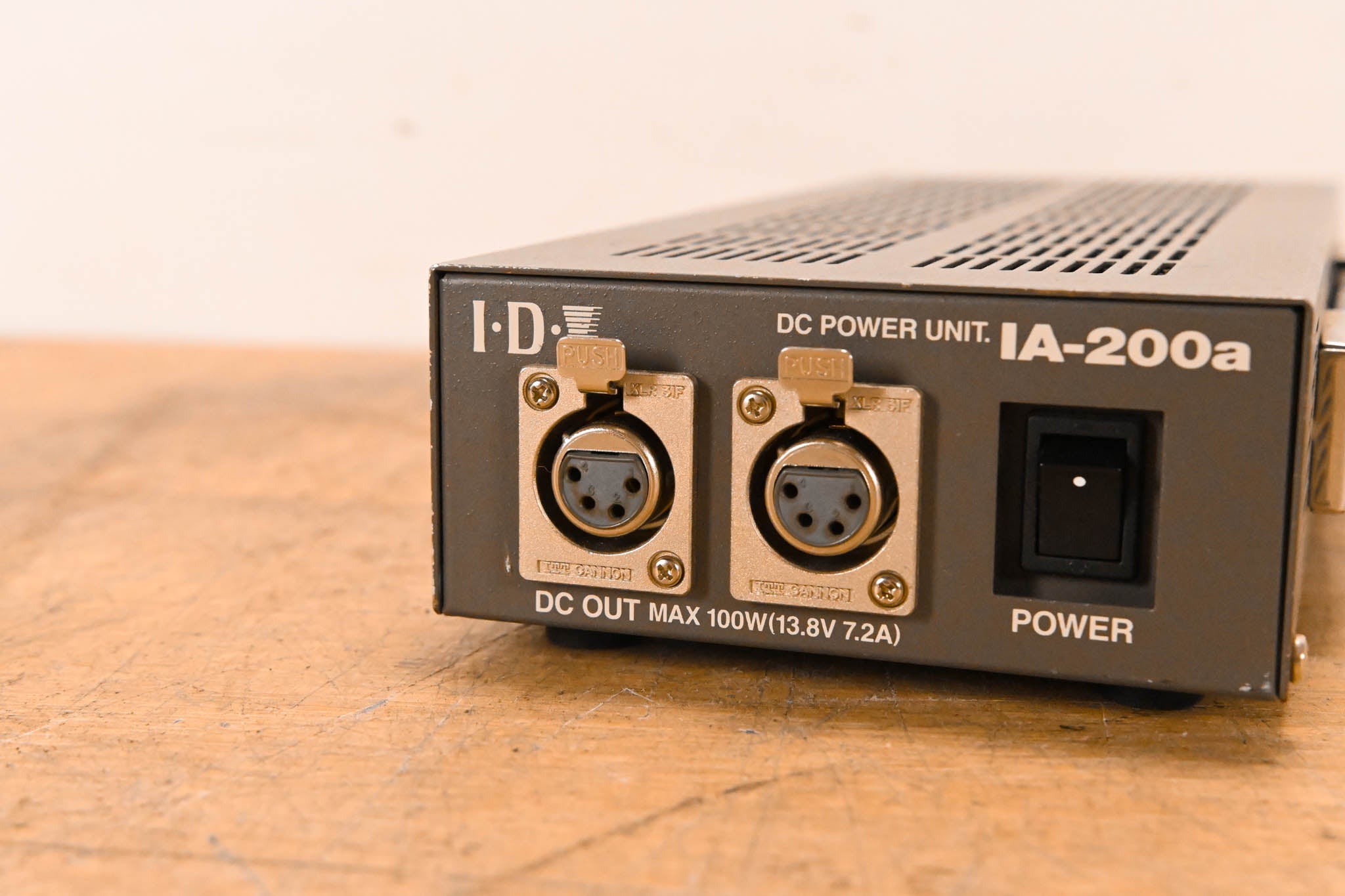 IDX System Technology IA-200a Dual-Channel Camera Power Supply