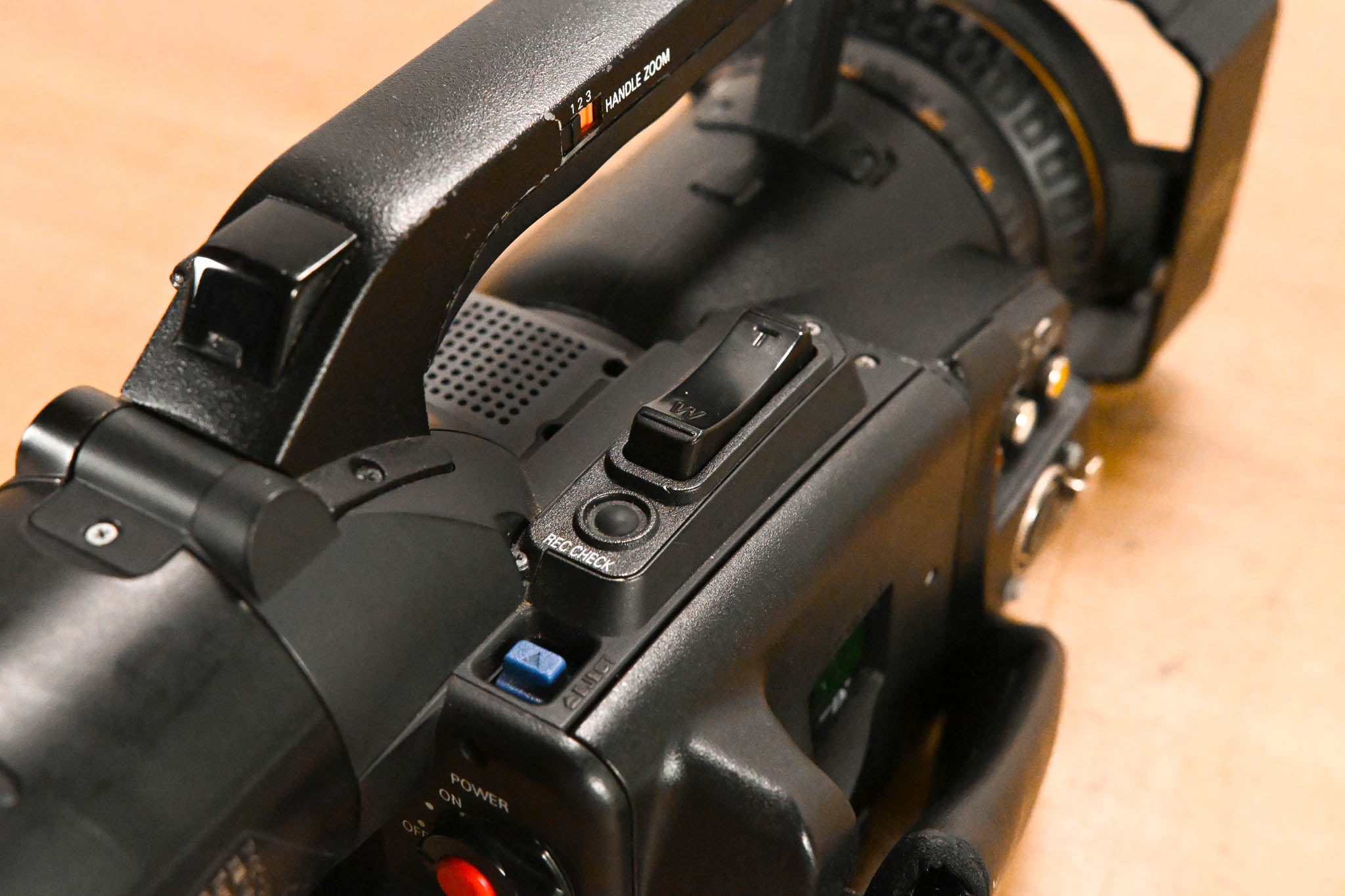 Panasonic AG-DVX100B 3-CCD Mini-DV Cinema Video Camcorder