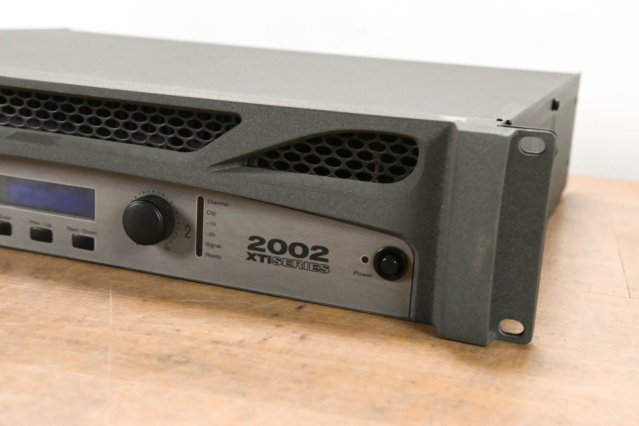 Crown XTi 2002 2-Channel Power Amplifier