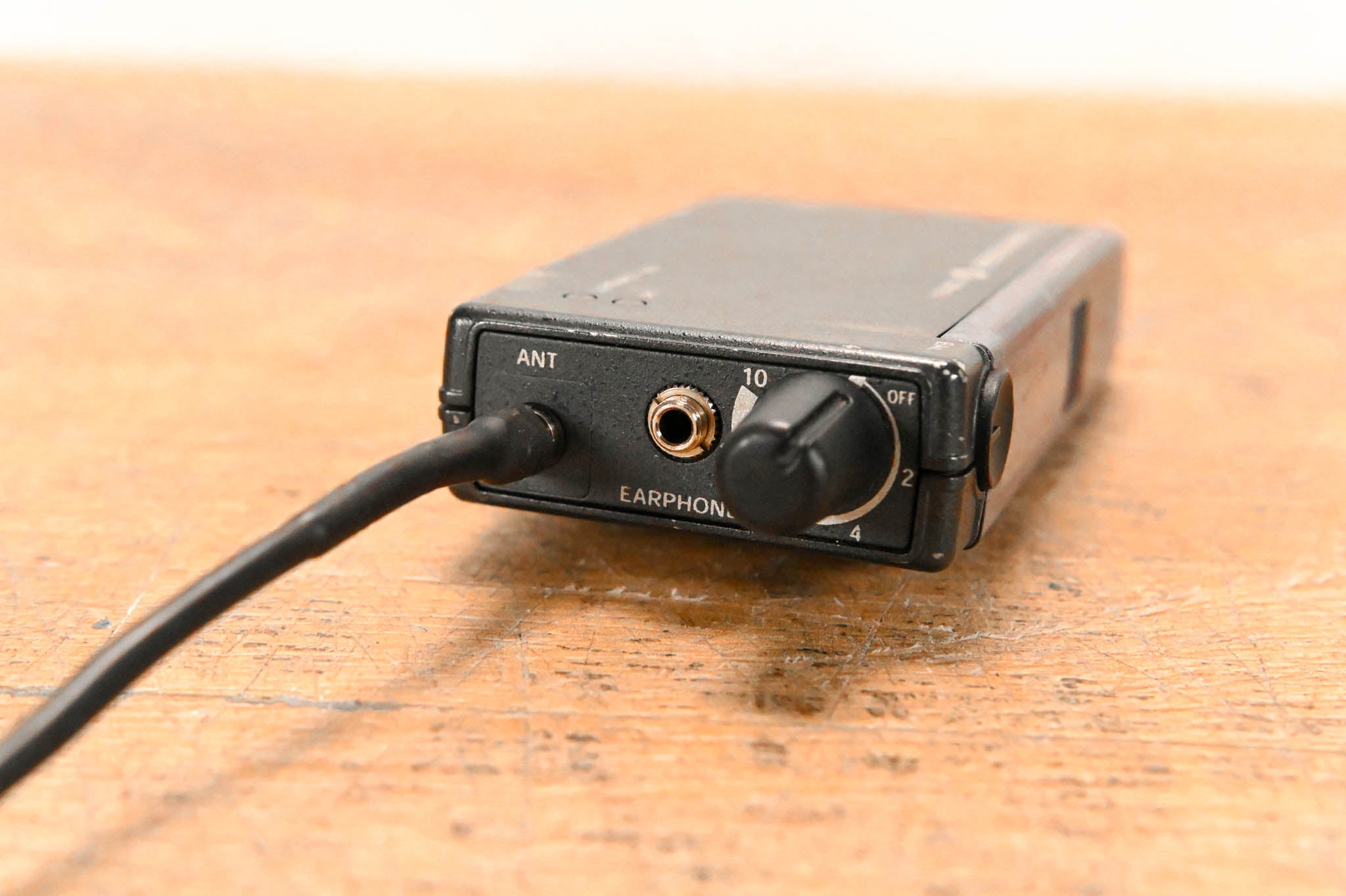 Sennheiser ew 300 IEM Wireless IEM System 518-550 MHz (NO POWER SUPPLY)