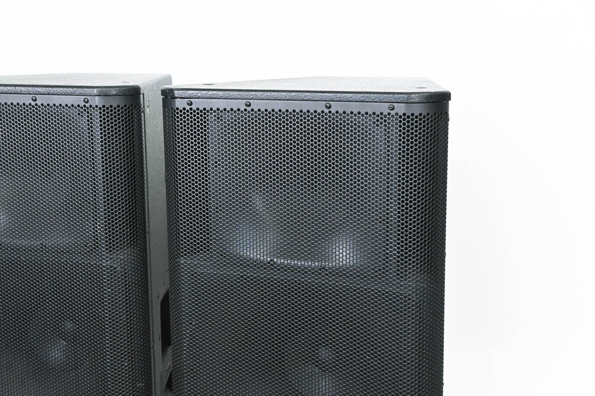 QSC KW153 1000W 15" Three-Way Active Loudspeaker (PAIR)