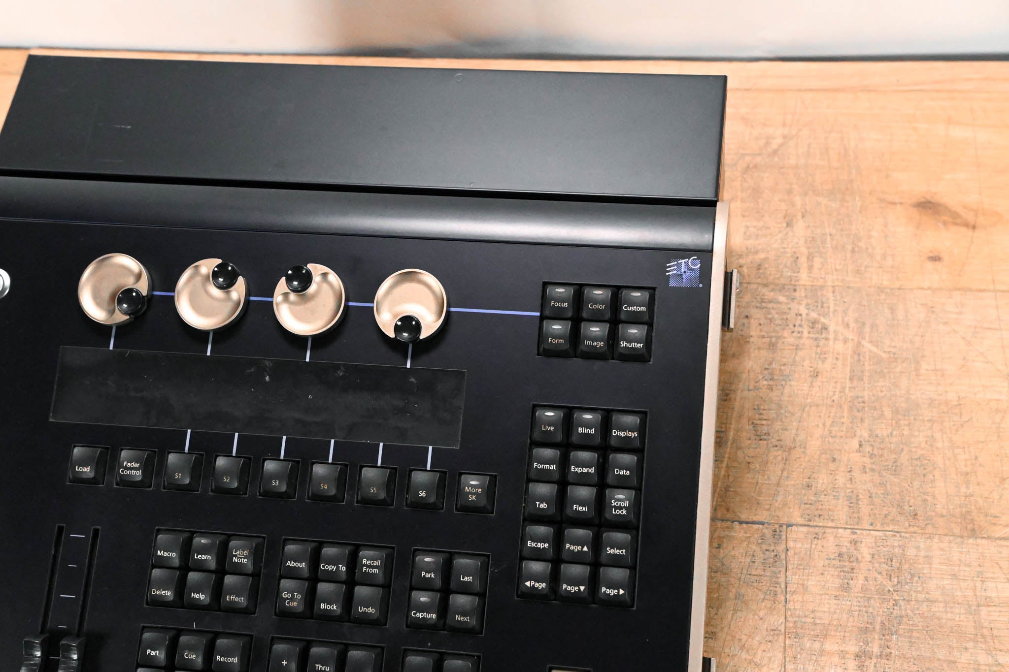 ETC ION 1000 Lighting Console