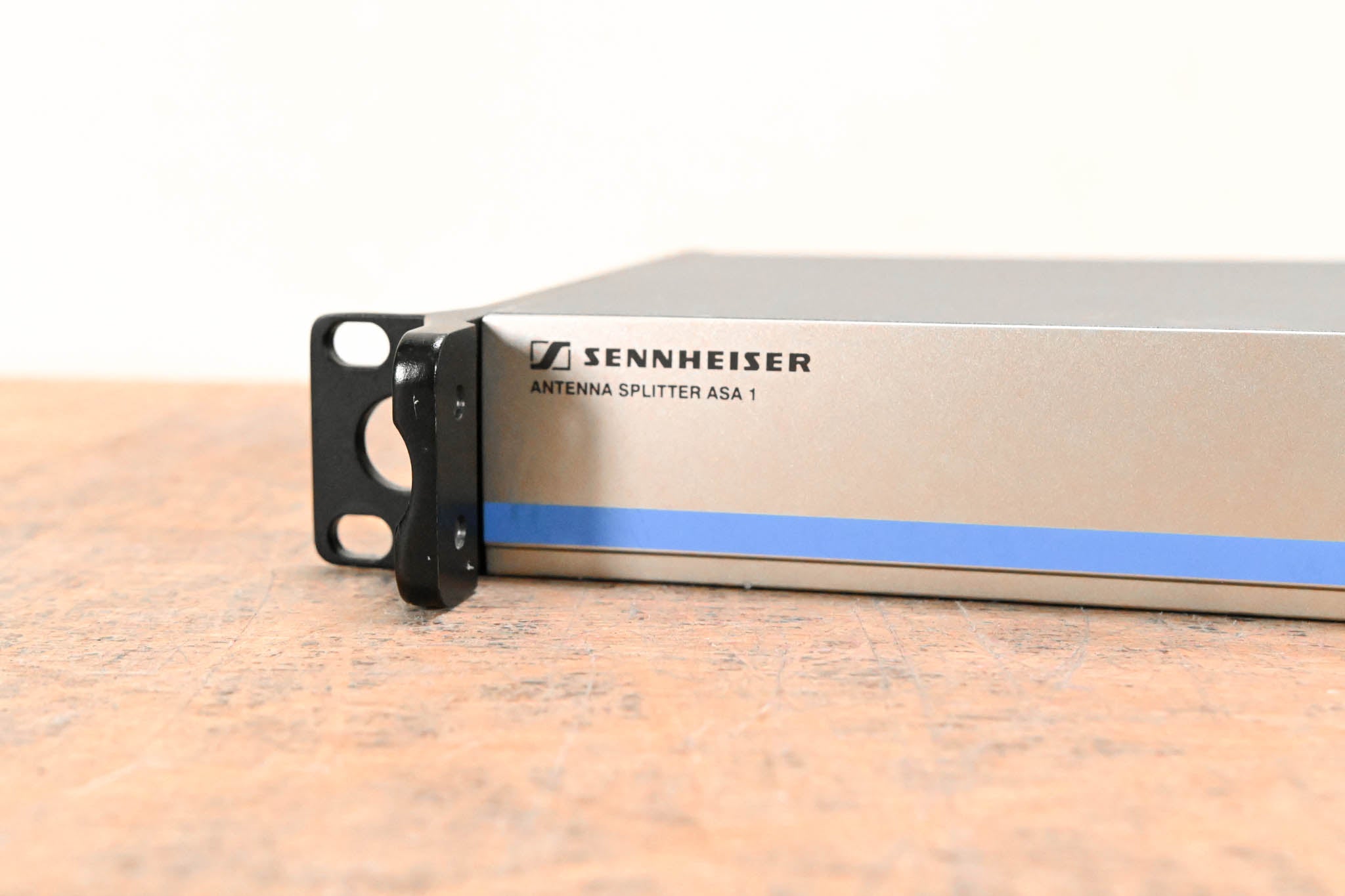 Sennheiser ASA 1 Active Antenna Splitter - 500-870 MHz (NO POWER SUPPLY)