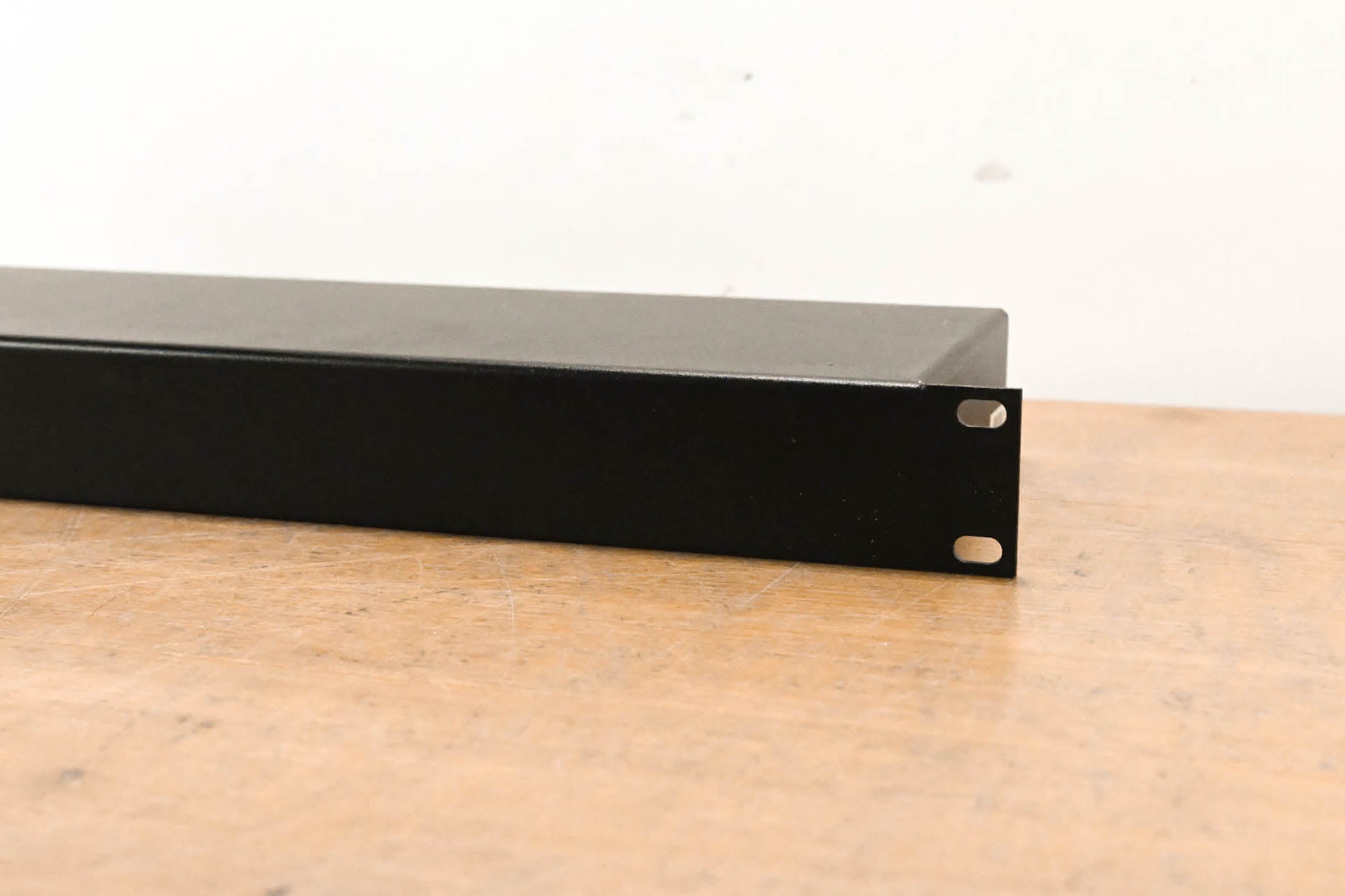 Whirlwind SPC83 8-Channel Mic Splitter w/ 1 Direct & 2 Isolated Outputs