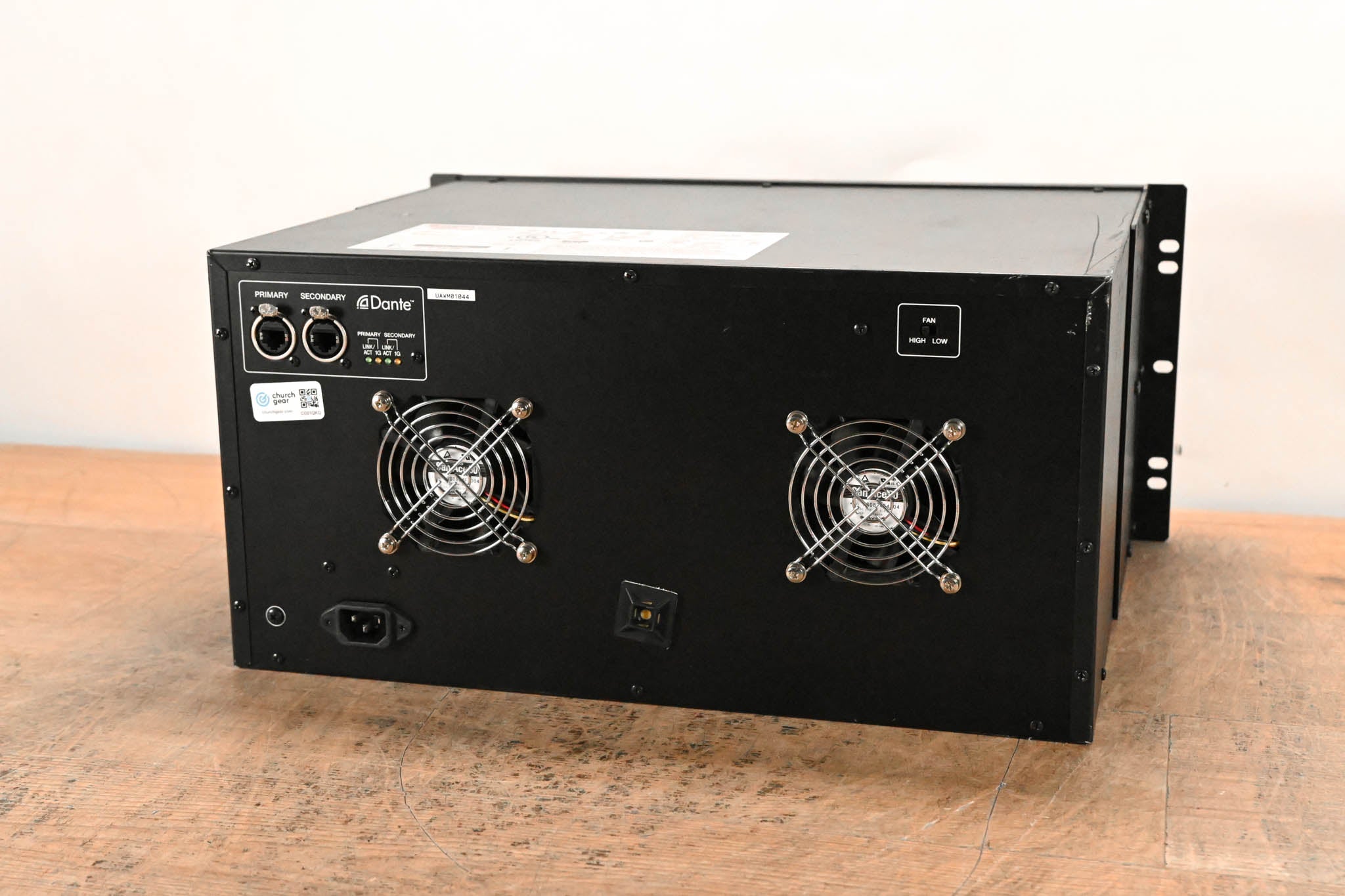 Yamaha Rio3224-D Rio Series 32x16 Remote Stage Box
