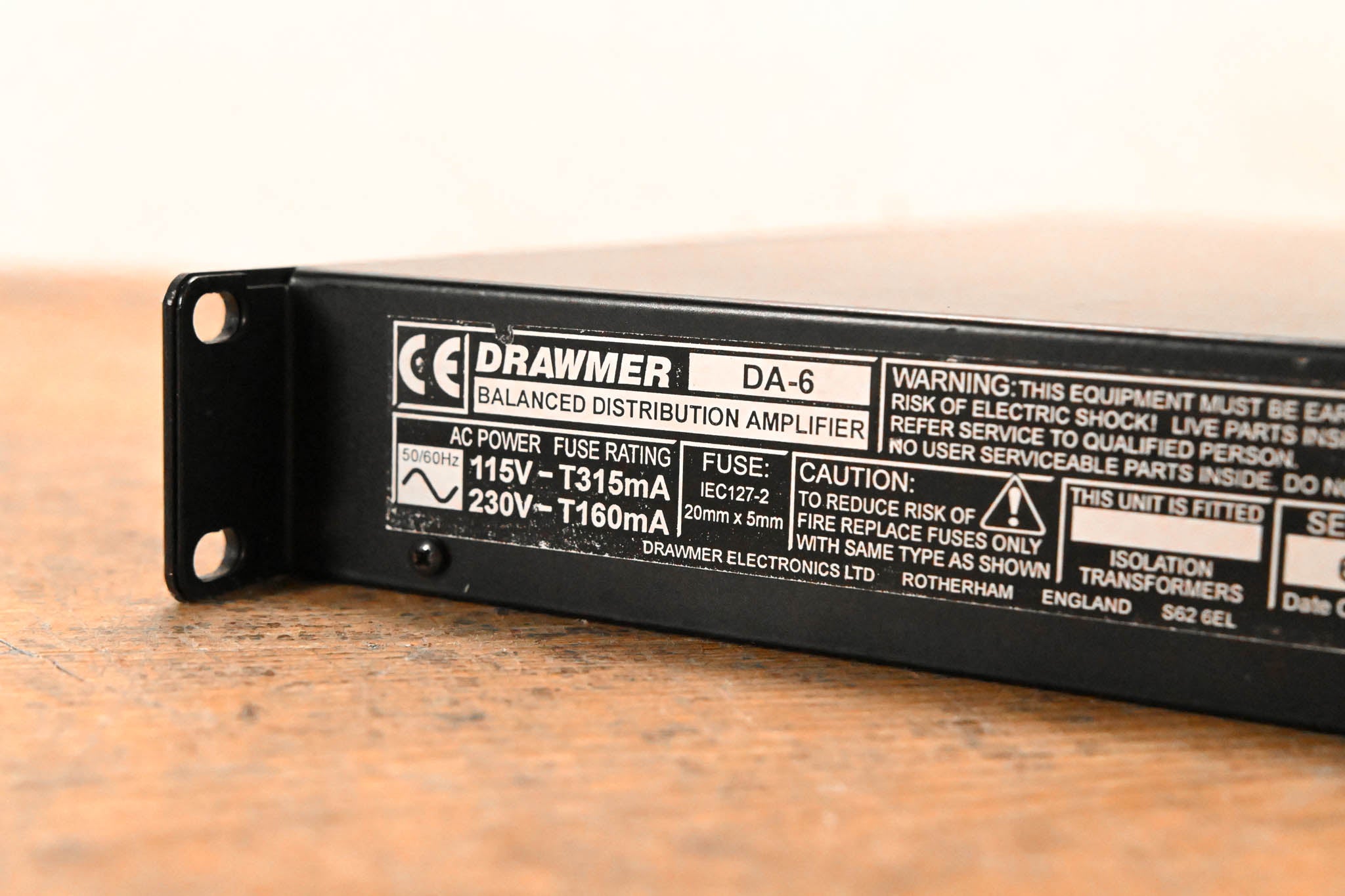 Drawmer DA-6 Stereo In, 6x Stereo Out Balanced Distribution Amplifier