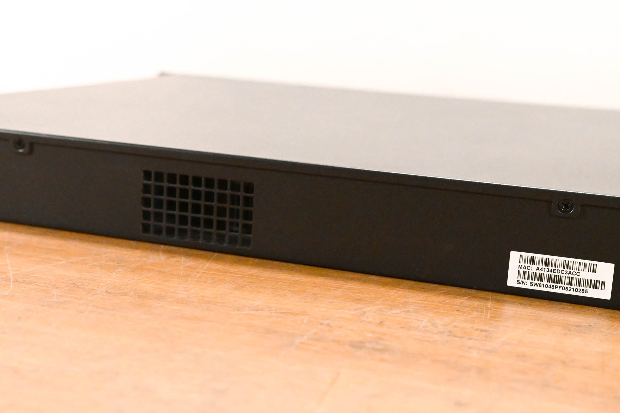 Luxul SW-610-48P-F 48-Port Gb PoE+ L2 L3 Managed Switch with 4 SFP+