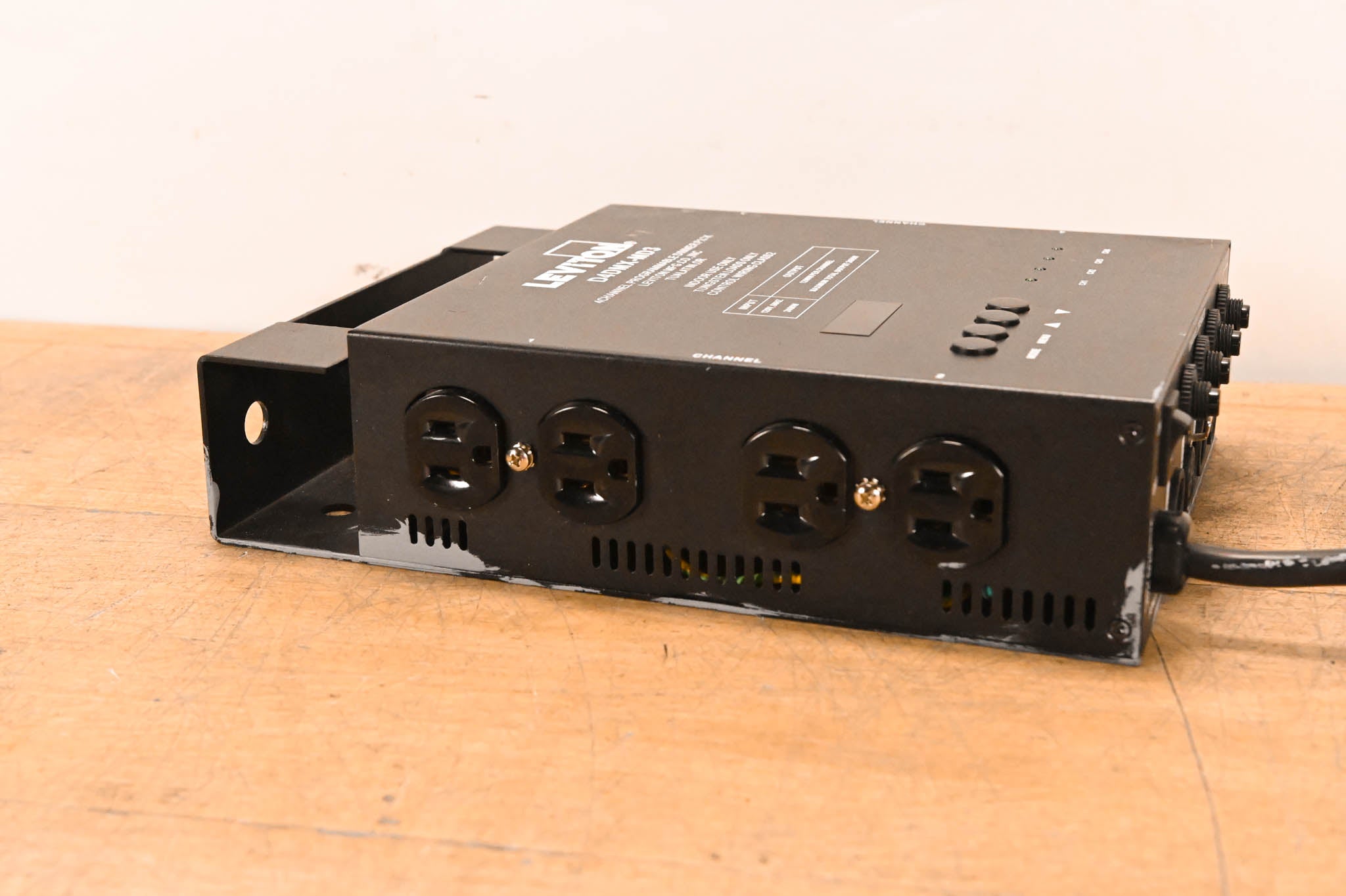 Leviton D4DMX-MD3 4-Channel Programmable Dimmer Pack