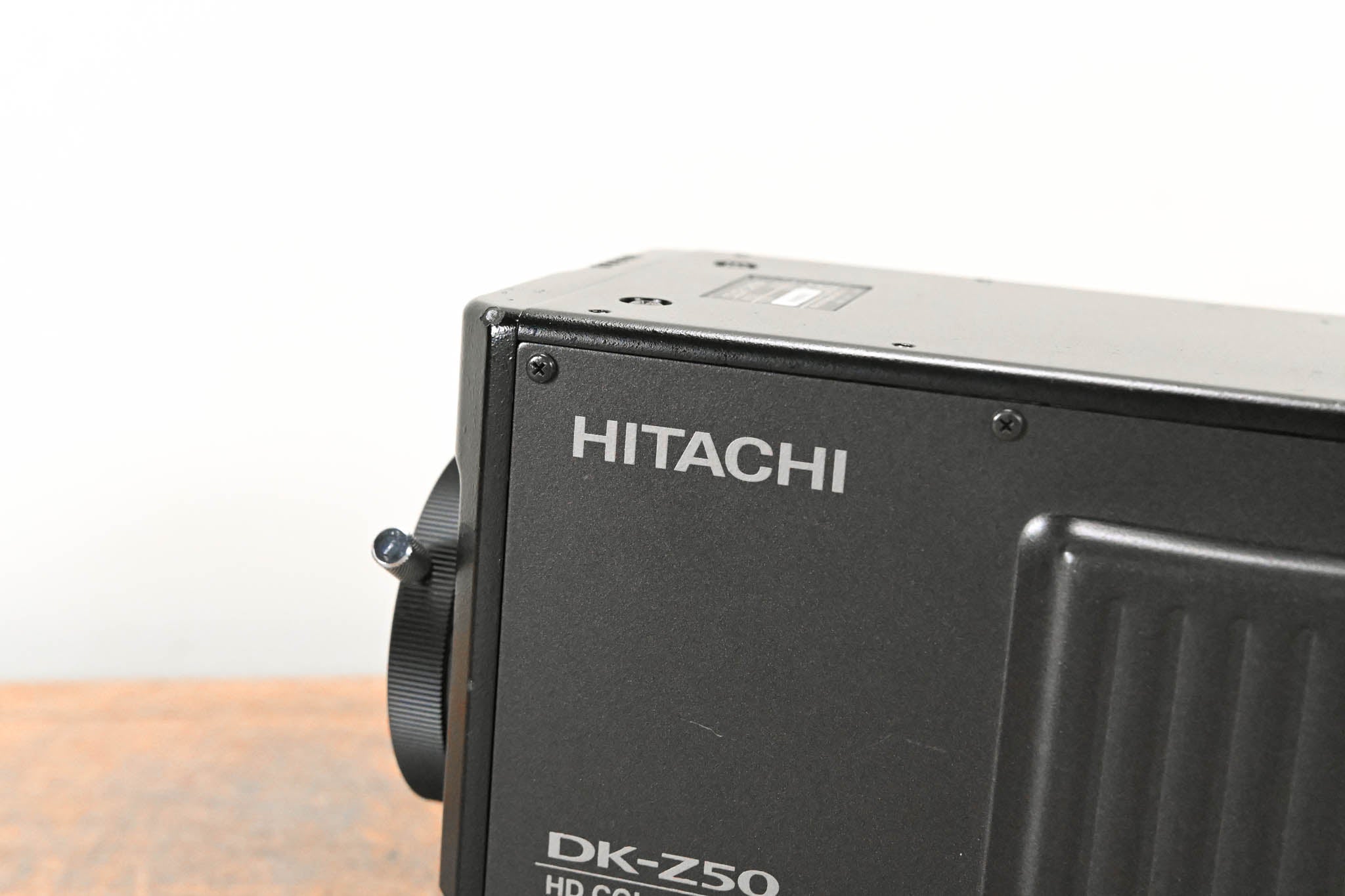 Hitachi DK-Z50 Multi-Format HDTV/SD Box Camera