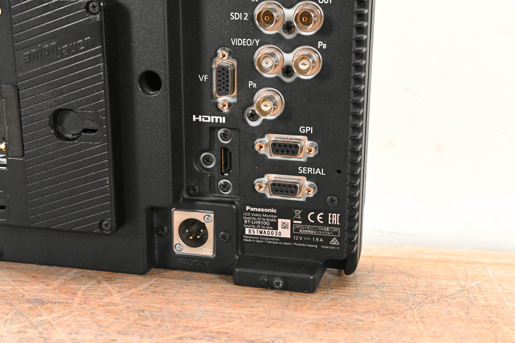Panasonic BT-LH910G 9" LCD HDMI / SDI Video Monitor