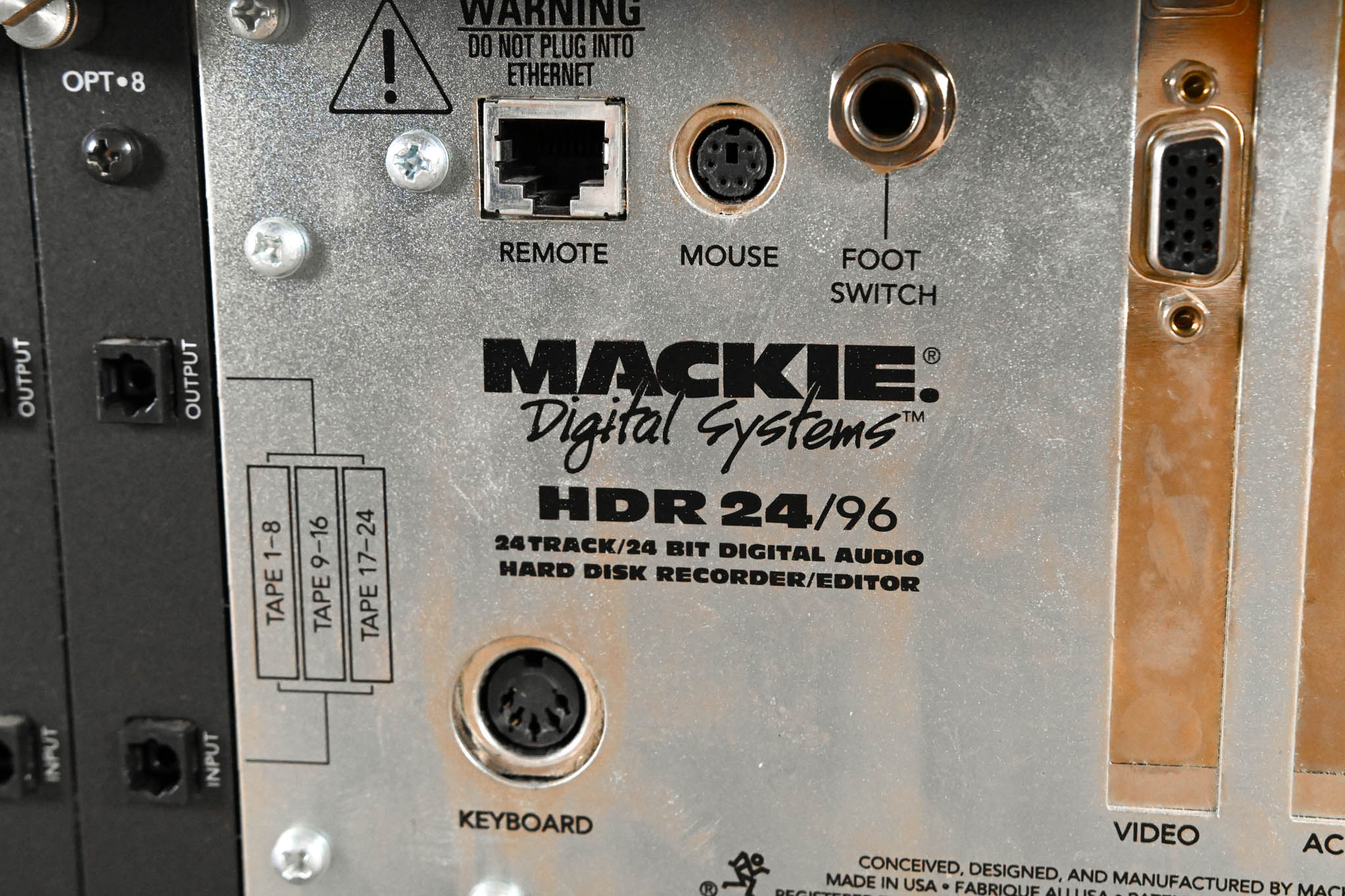 Mackie HDR24/96 24-Bit 24-Track Digital Audio Hard Disk Recorder