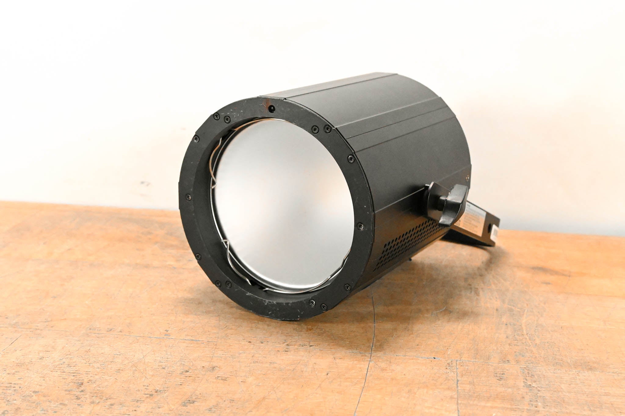 ADJ COB Cannon LP200ST 200W Chip On Board Color Mixing Wash Fixture
