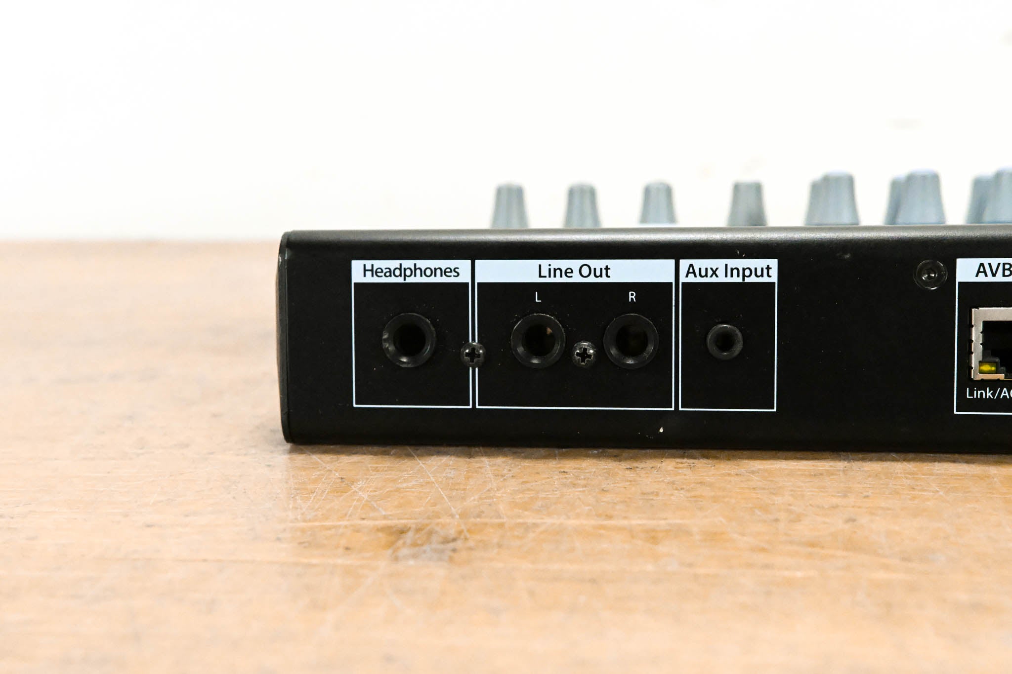 PreSonus EarMix 16M 16-Channel AVB Personal Monitor Mixer