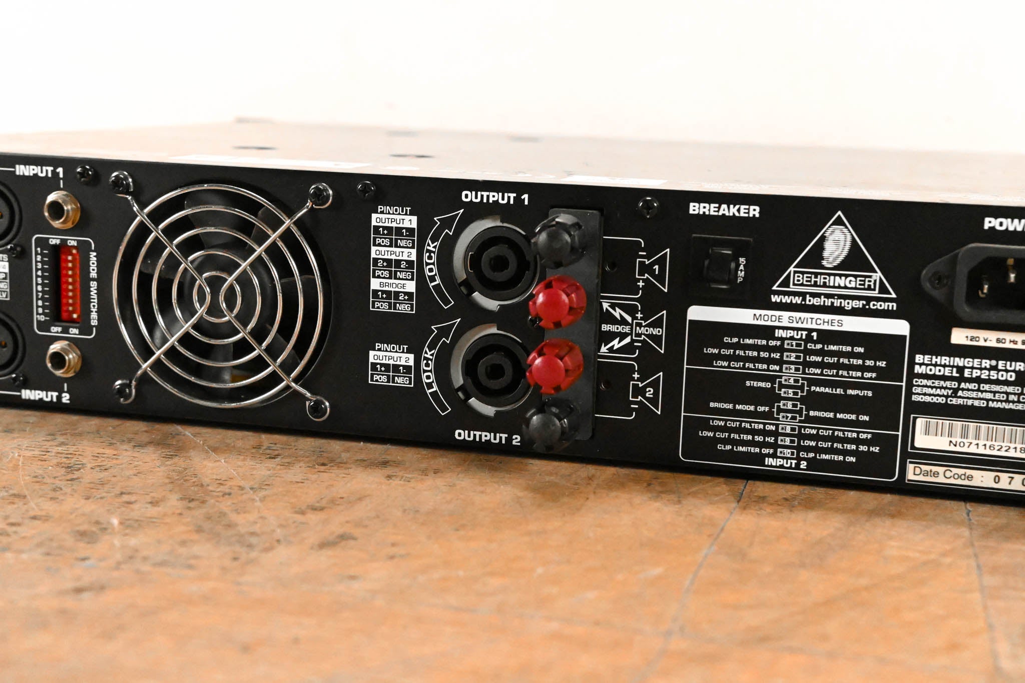 Behringer Europower EP2500 2-Channel Power Amplifier