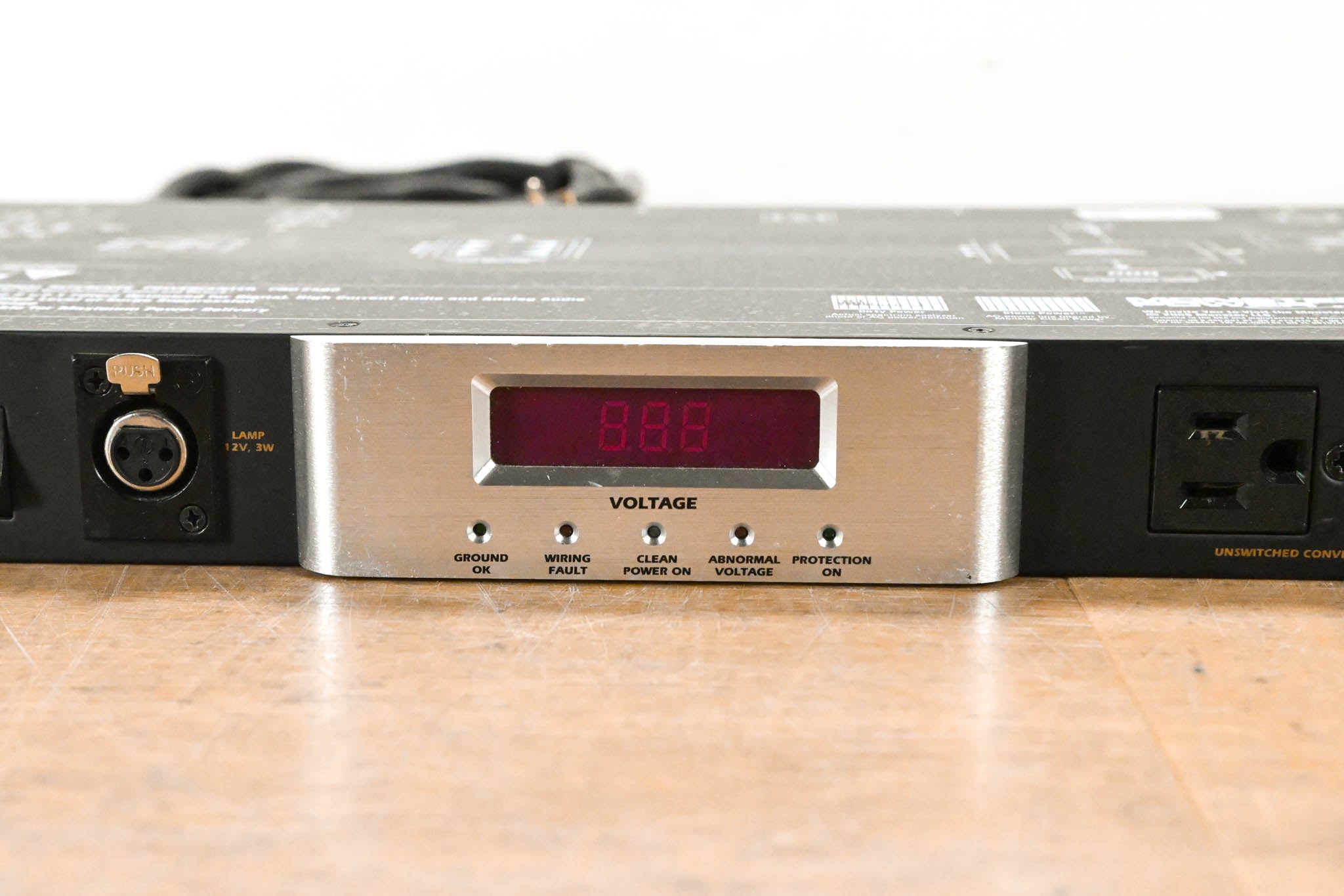 Monster Power PRO 2500 PowerCenter 10-Outlet Power Conditioner