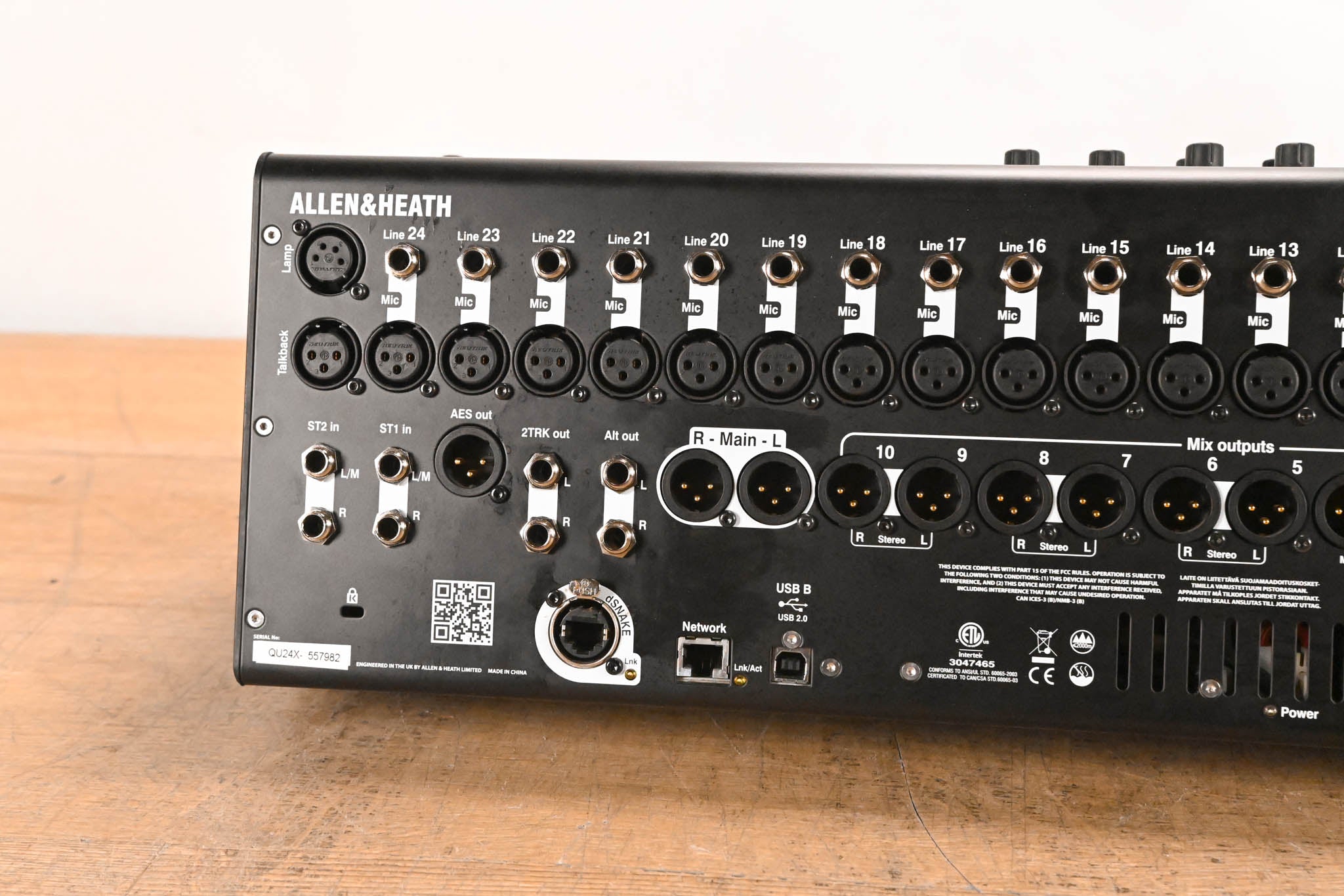 Allen & Heath Qu-24 24-Channel Digital Mixing Console