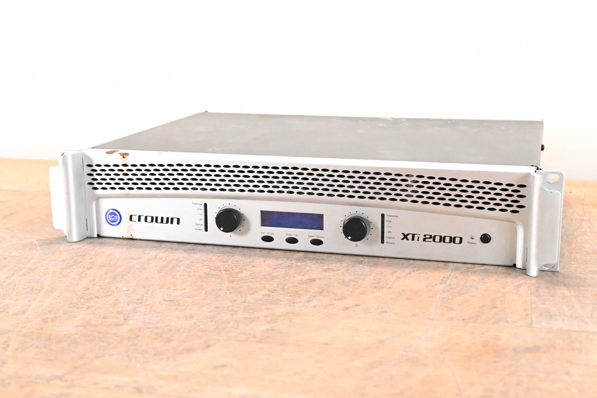 Crown XTi 2000 2-Channel Power Amplifier with DSP