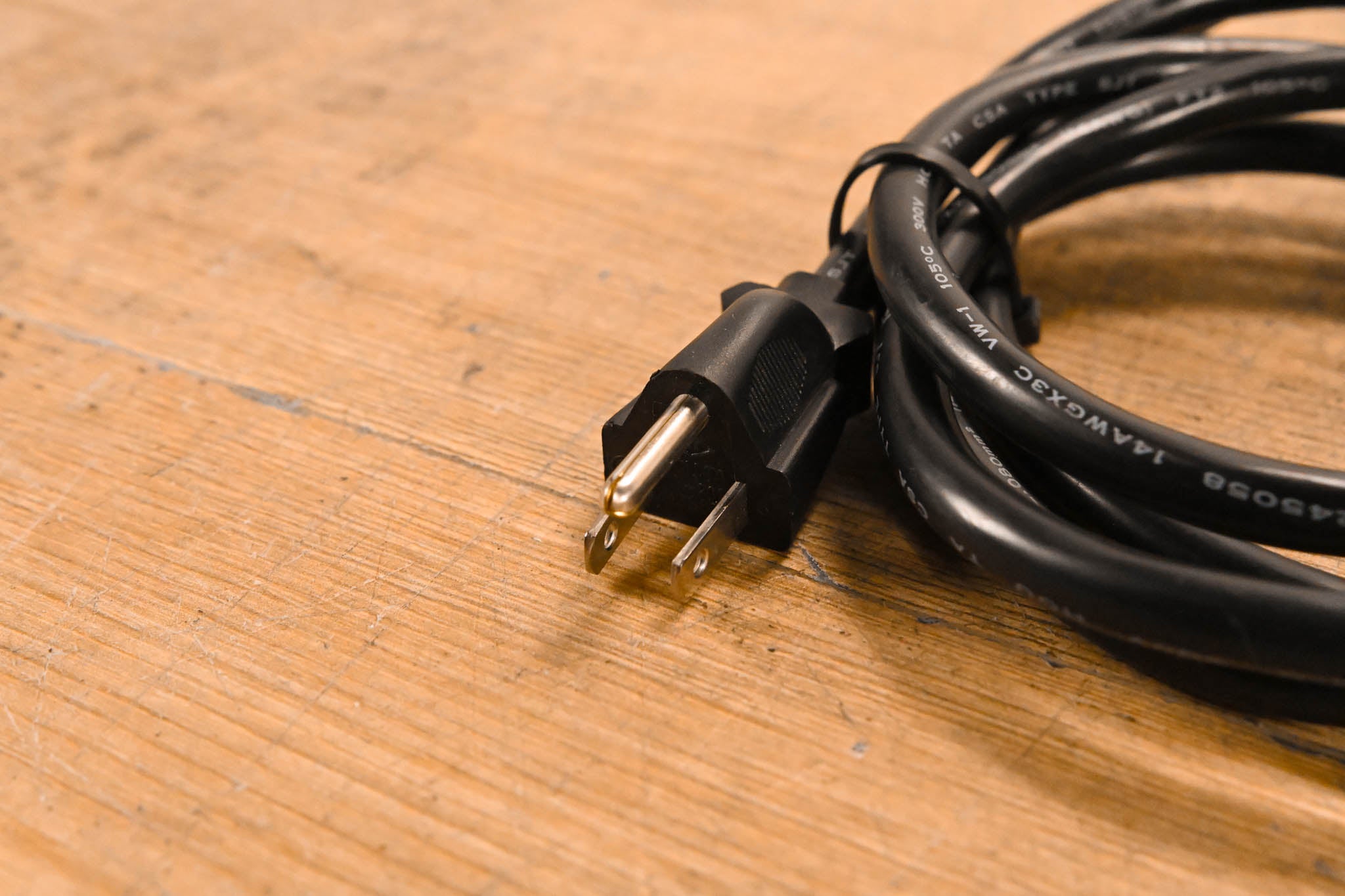 Leviton D4DMX-MD3 4-Channel Programmable Dimmer Pack