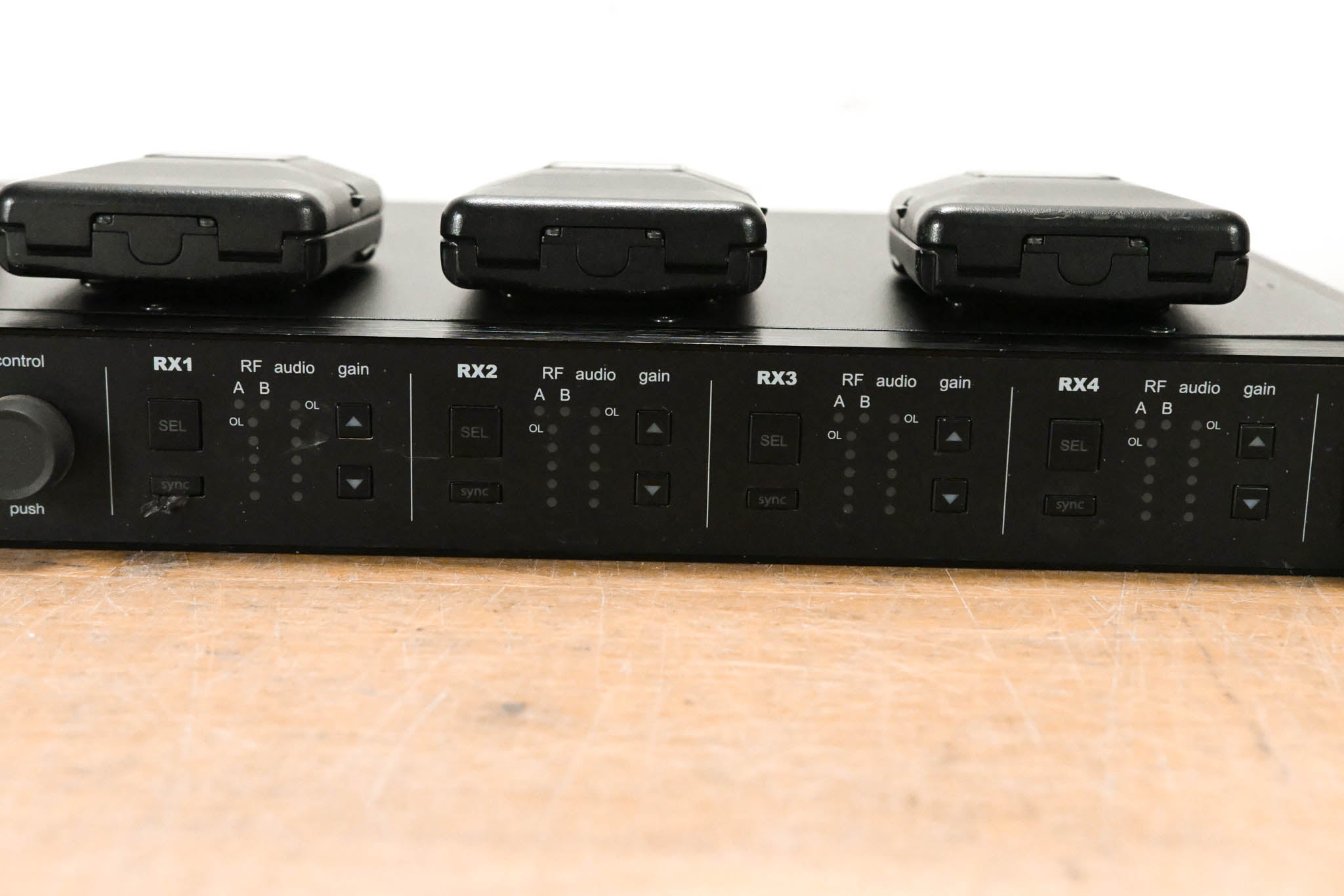 Shure ULXD4Q Digital Wireless Receiver w/ 4x ULXD1 Beltpacks - H50 Band