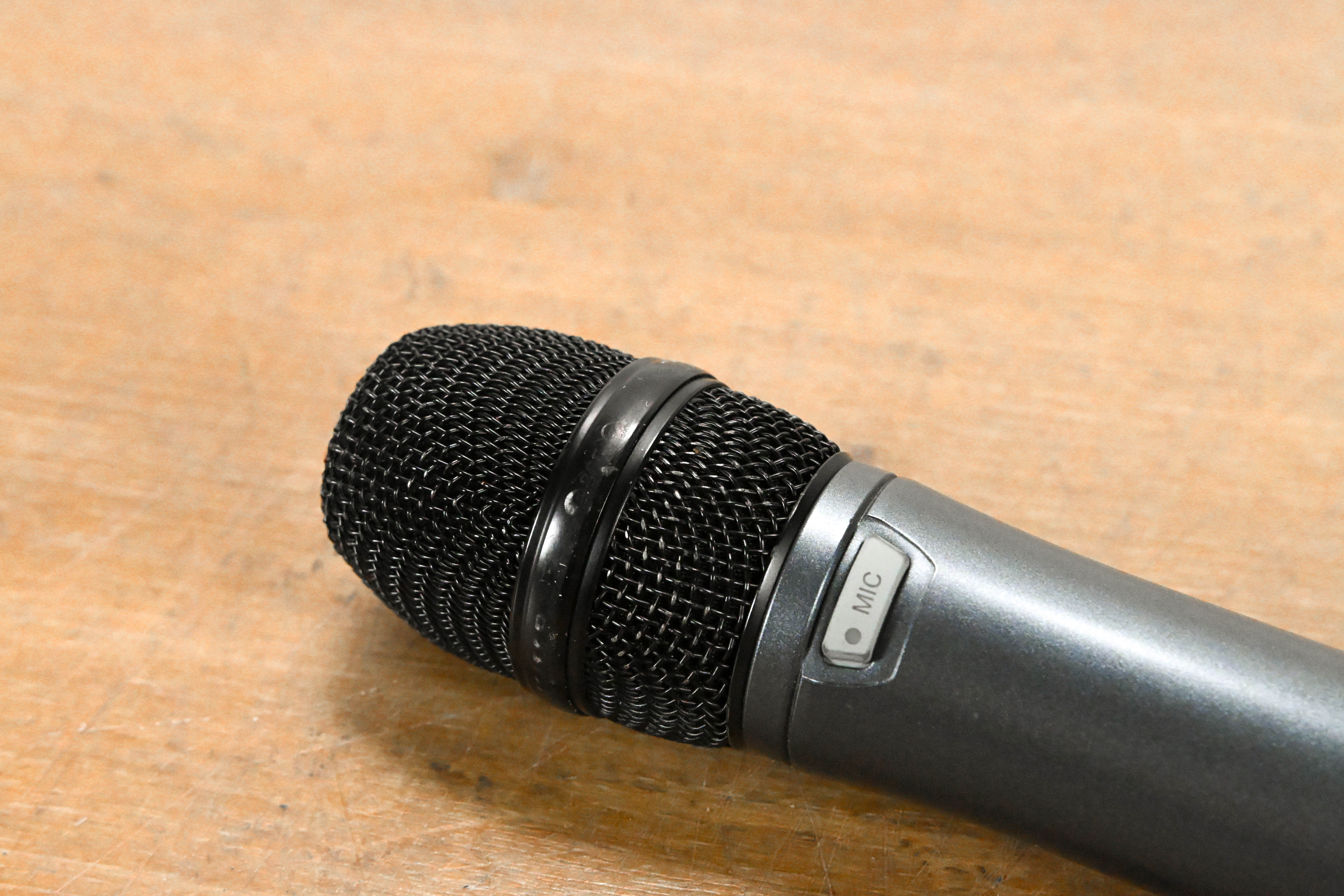 Sennheiser SKM 300 G3 Wireless Handheld Transmitter - B Band: 626-668MHz