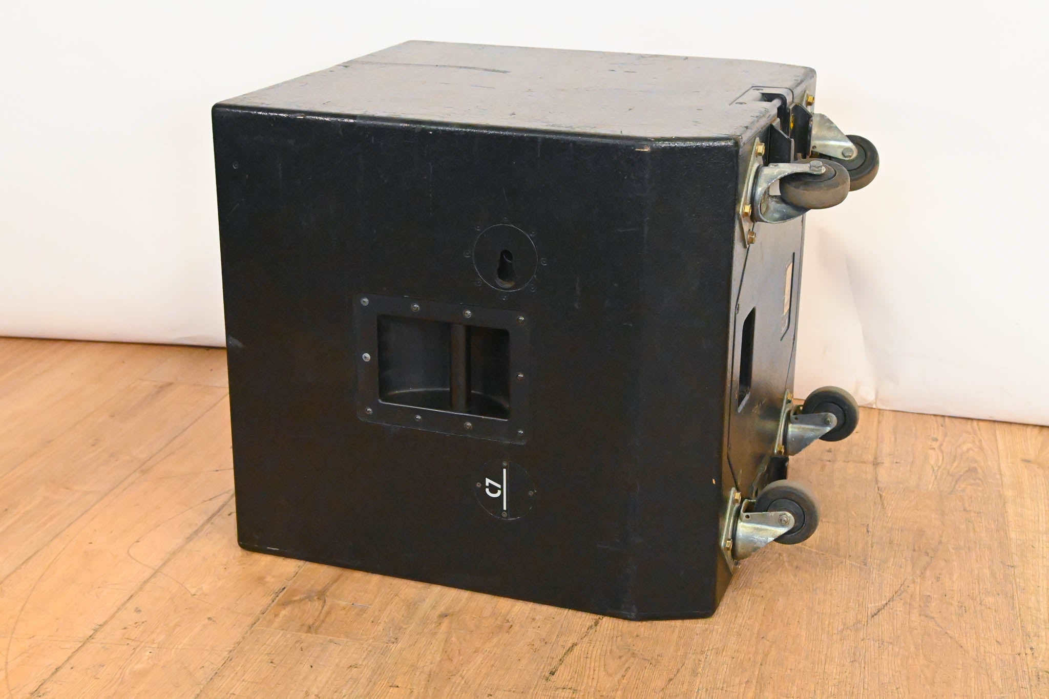 d&b audiotechnik C7-TOP Full Range Passive Loudspeaker