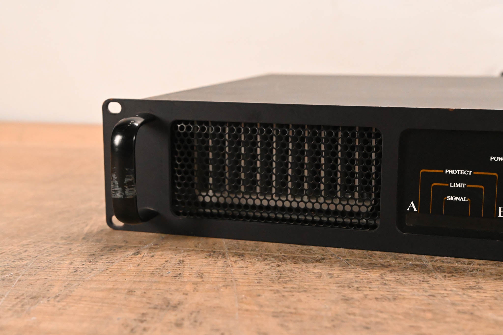 Audio-Centron RMA-1650 1300W Stereo Power Amplifier